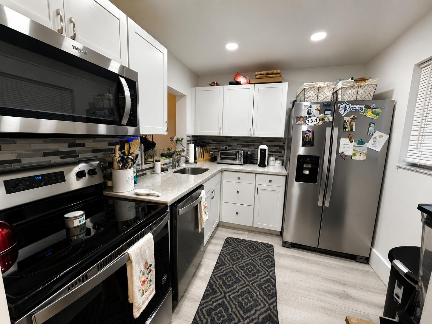 5160 Las Verdes Circle Unit 204 — photo