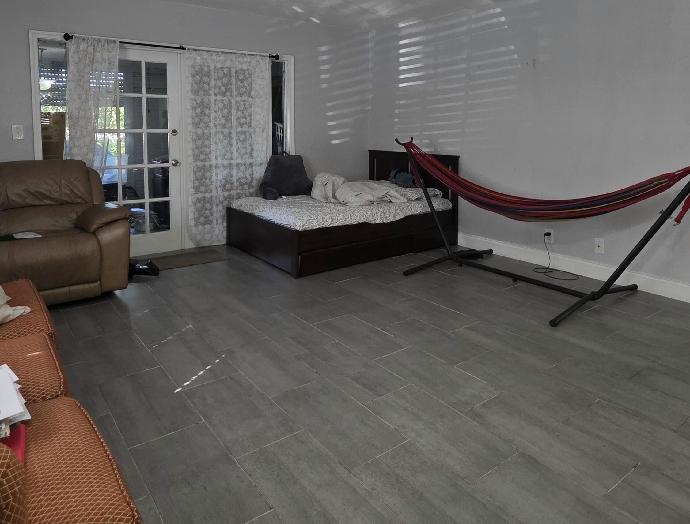 7556 Stirling Road Unit 117 — photo