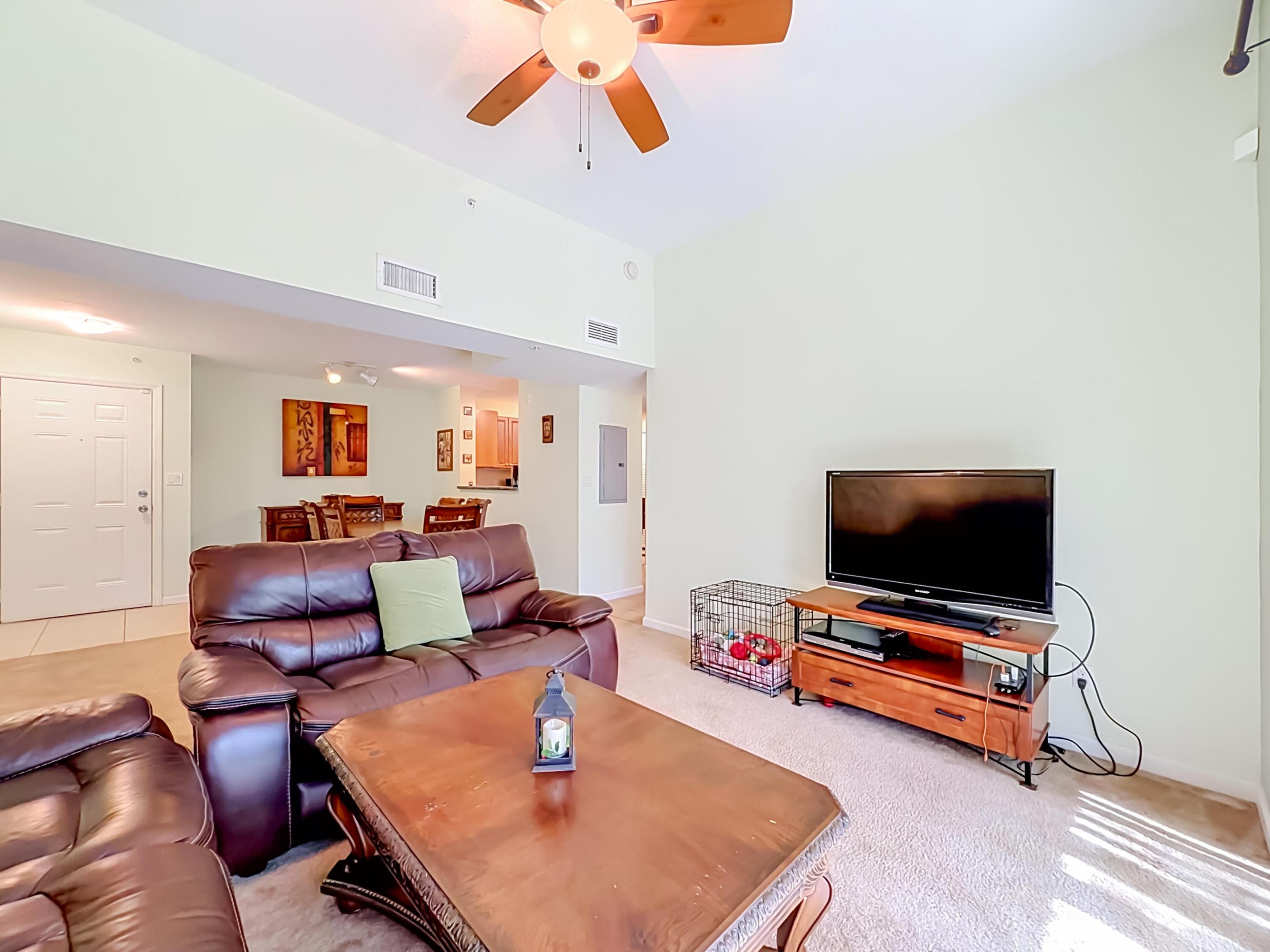 519 E Sheridan Street Unit 4042 — photo