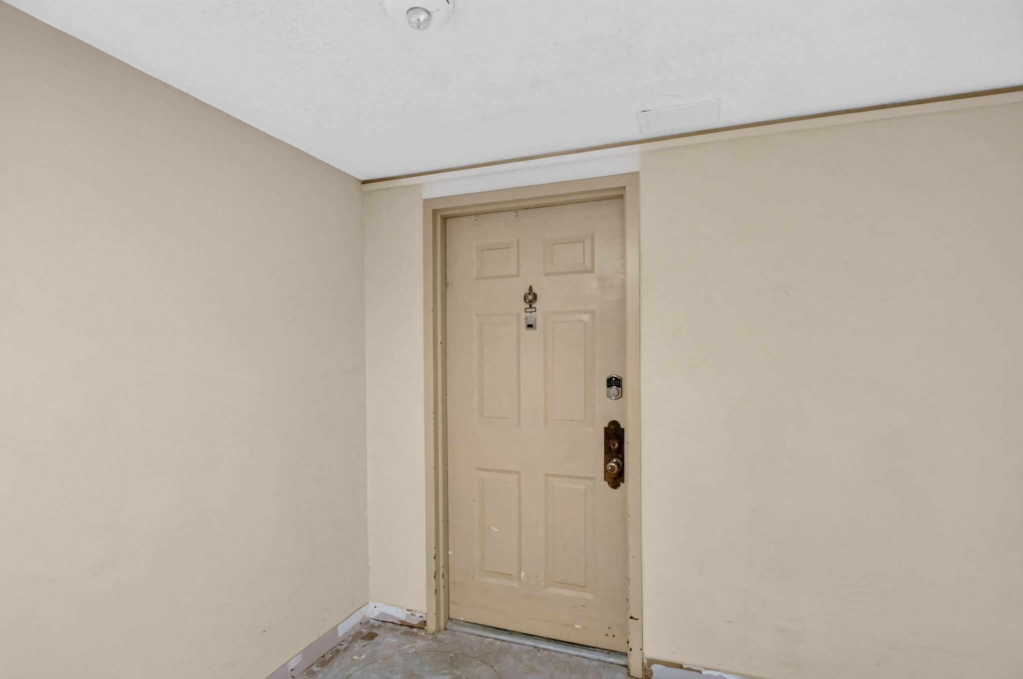 5600 N Flagler Drive Unit 306 — photo