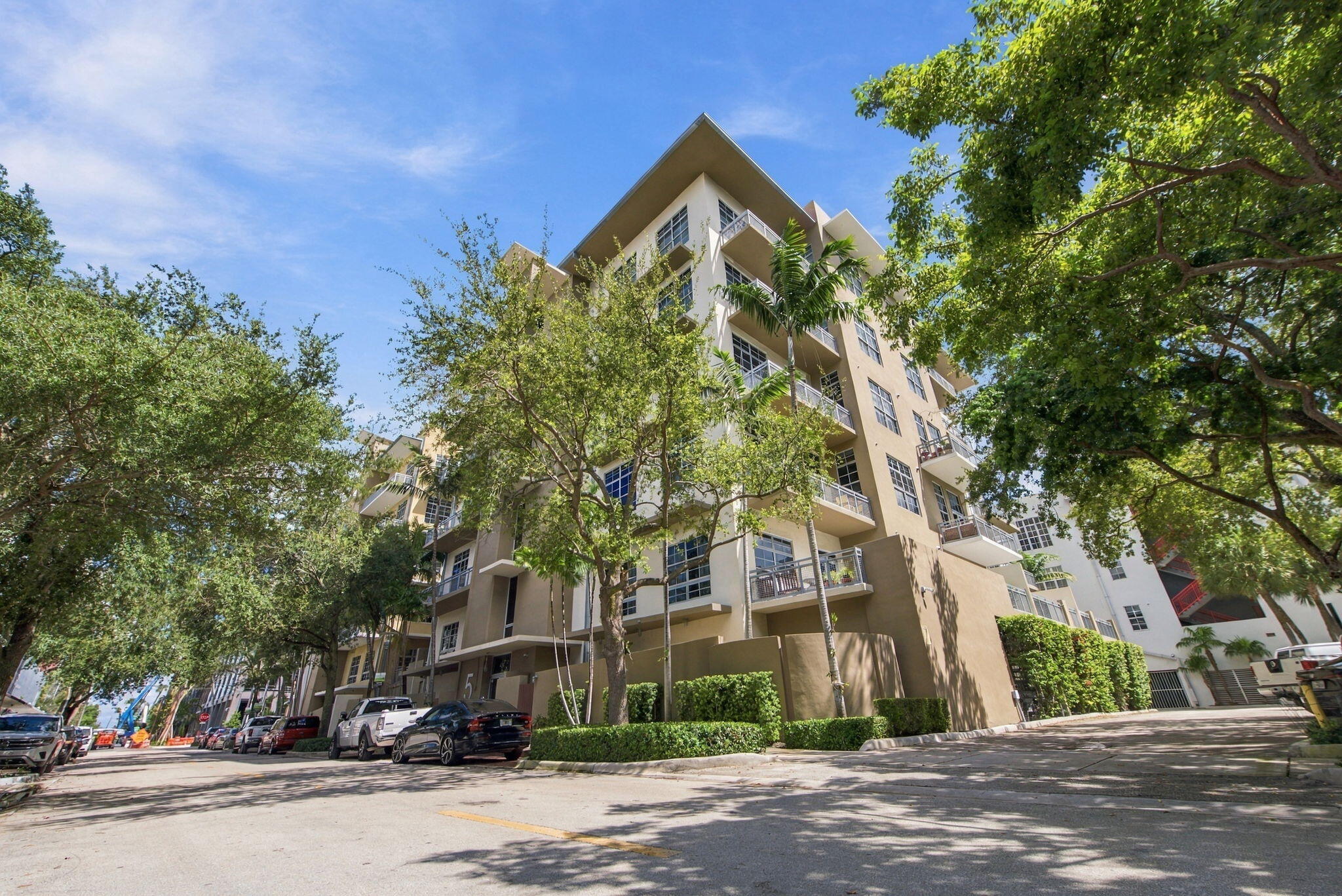 434 NW 1st Avenue Unit 203 — photo
