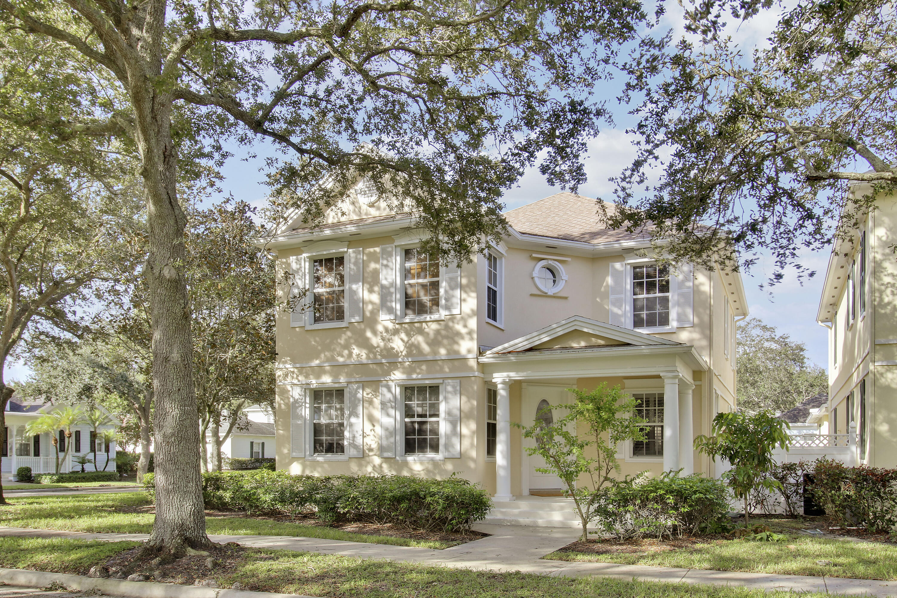 118 Cherry Laurel Drive — photo