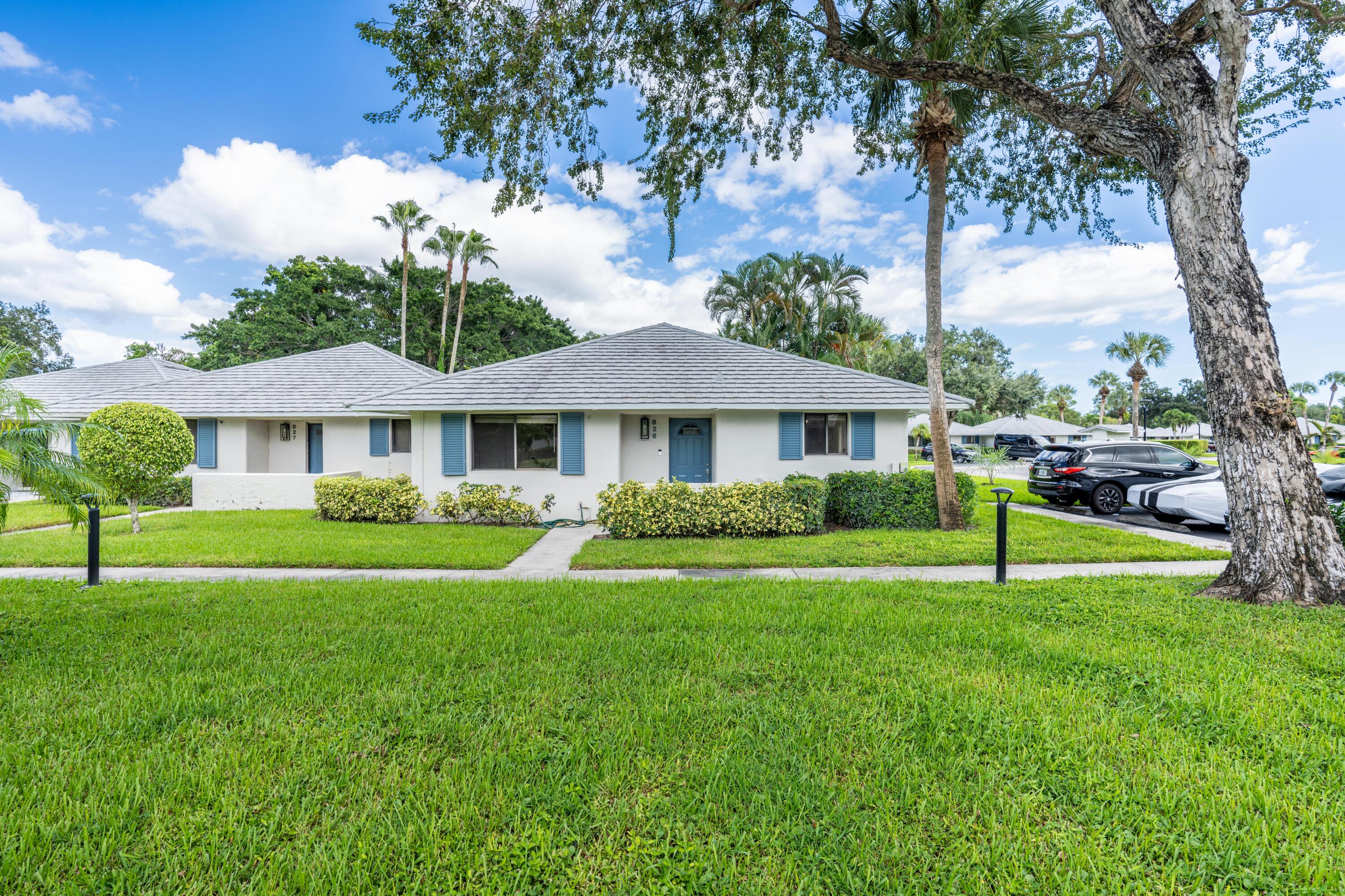 828 Club Drive — photo