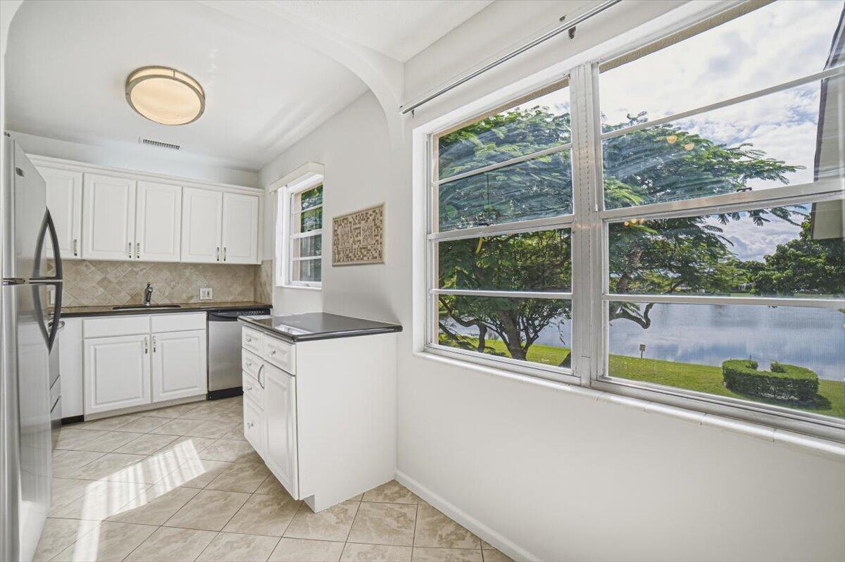 291 Preston G Way Unit 291 — photo