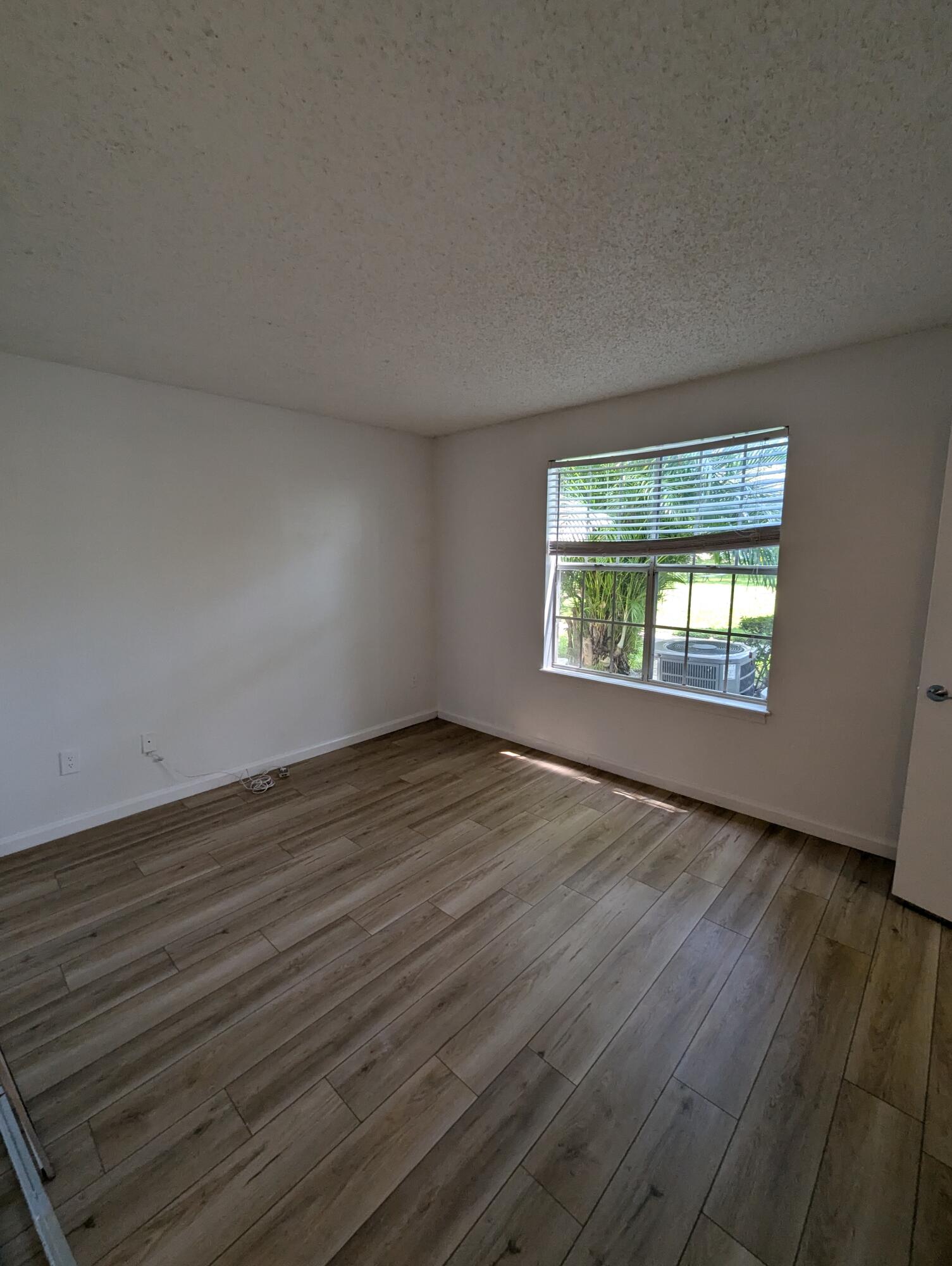 1365 Crystal Way Unit M — photo