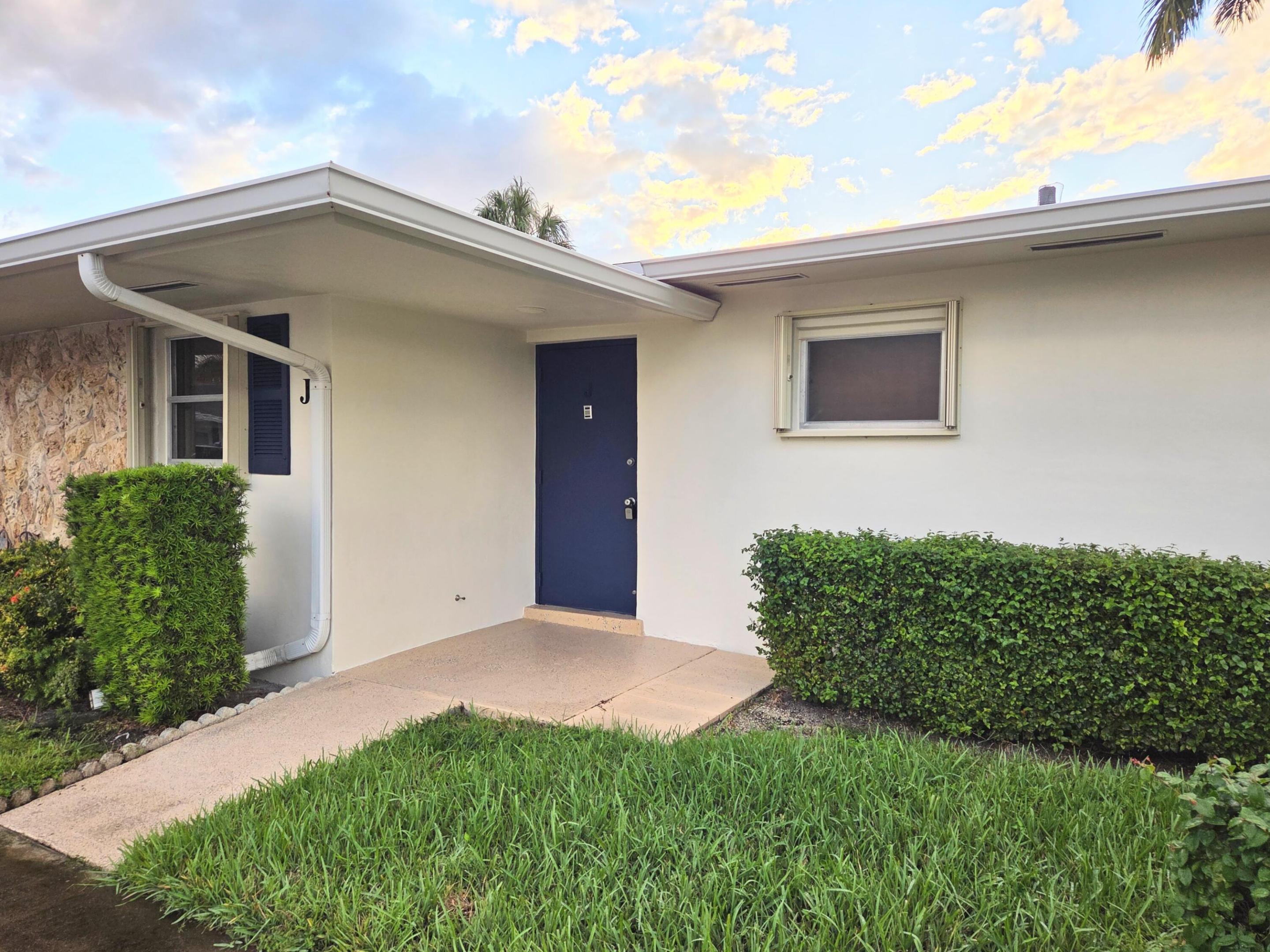 2640 Dudley Drive E Unit J — photo