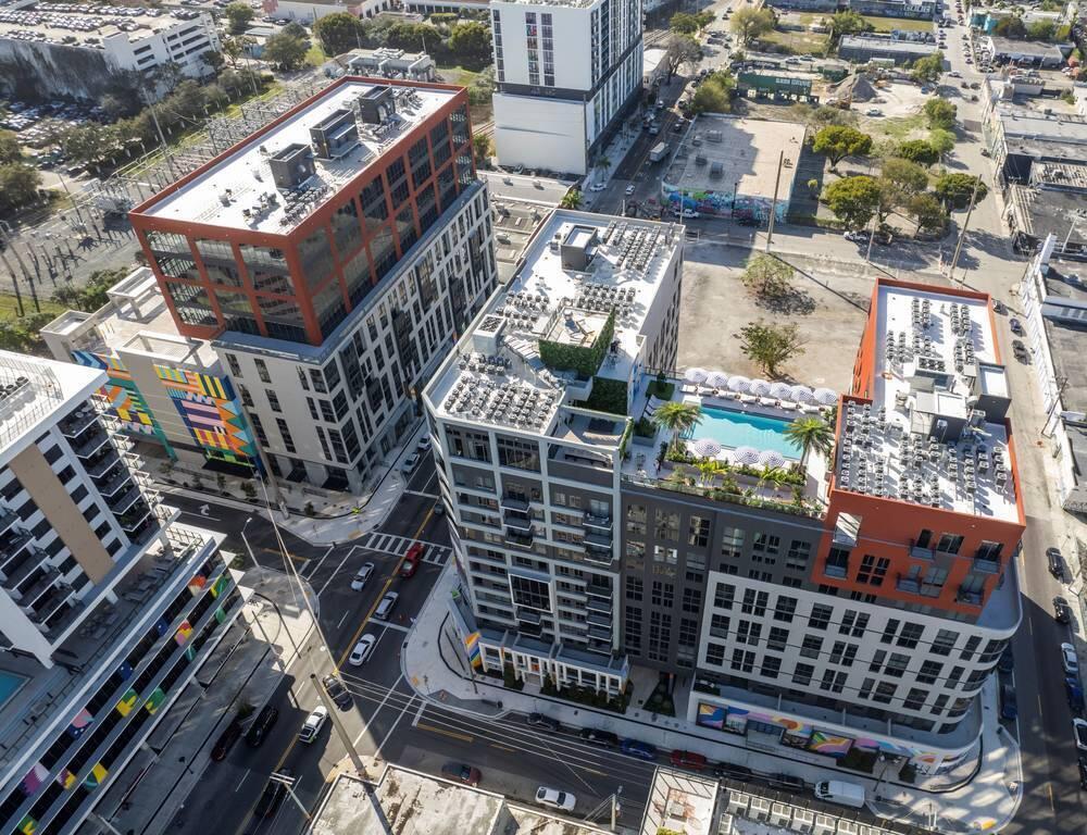 2150 N Miami Avenue Unit E202 — photo