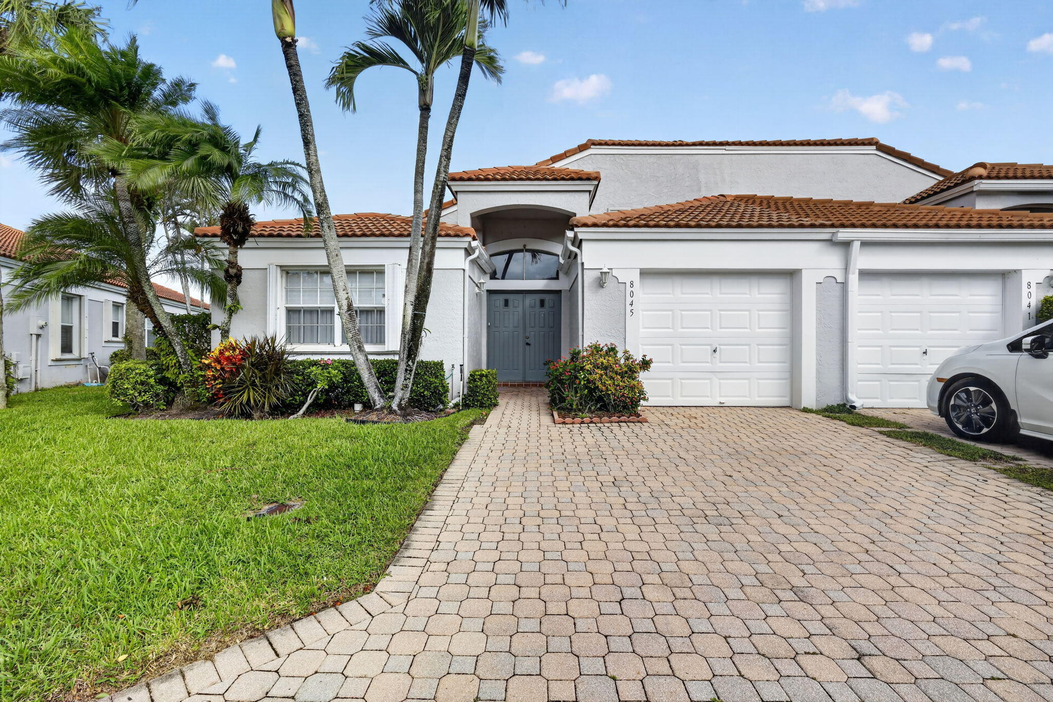 8045 Clear Shores Circle — photo