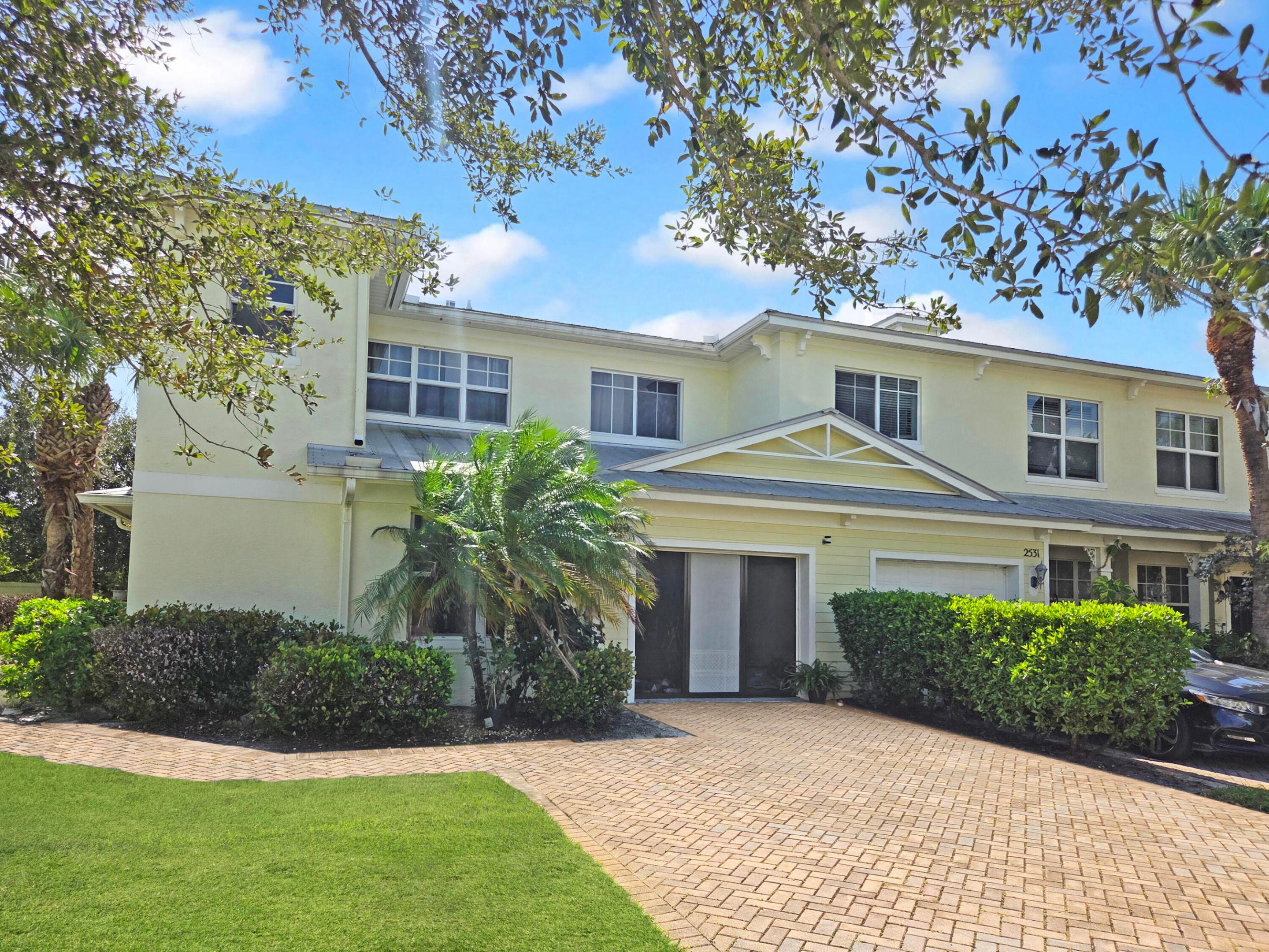 2529 Creekside Drive — photo