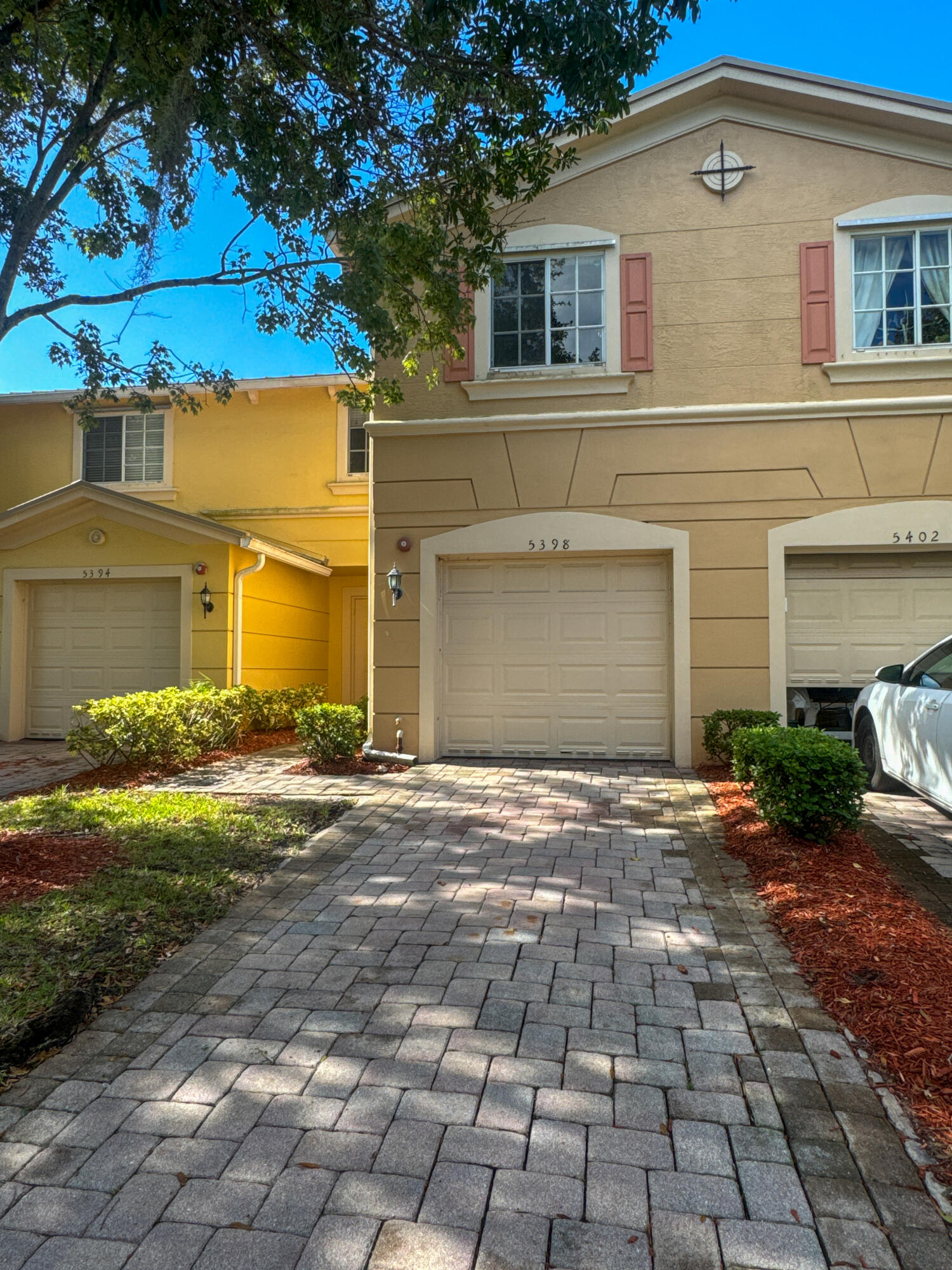 5398 SE Mitchell Lane — photo