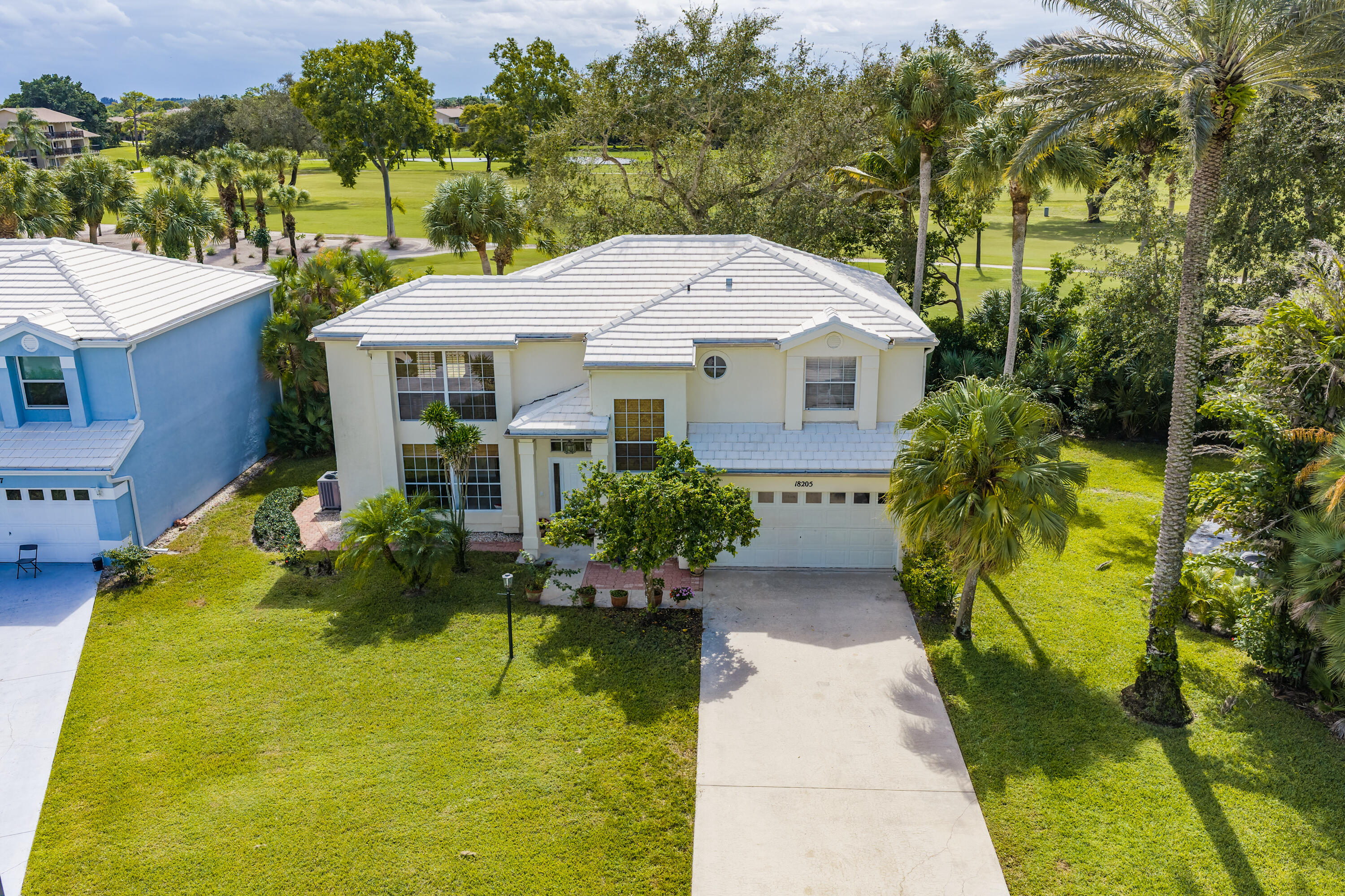 18205 SE Fairview Circle — photo