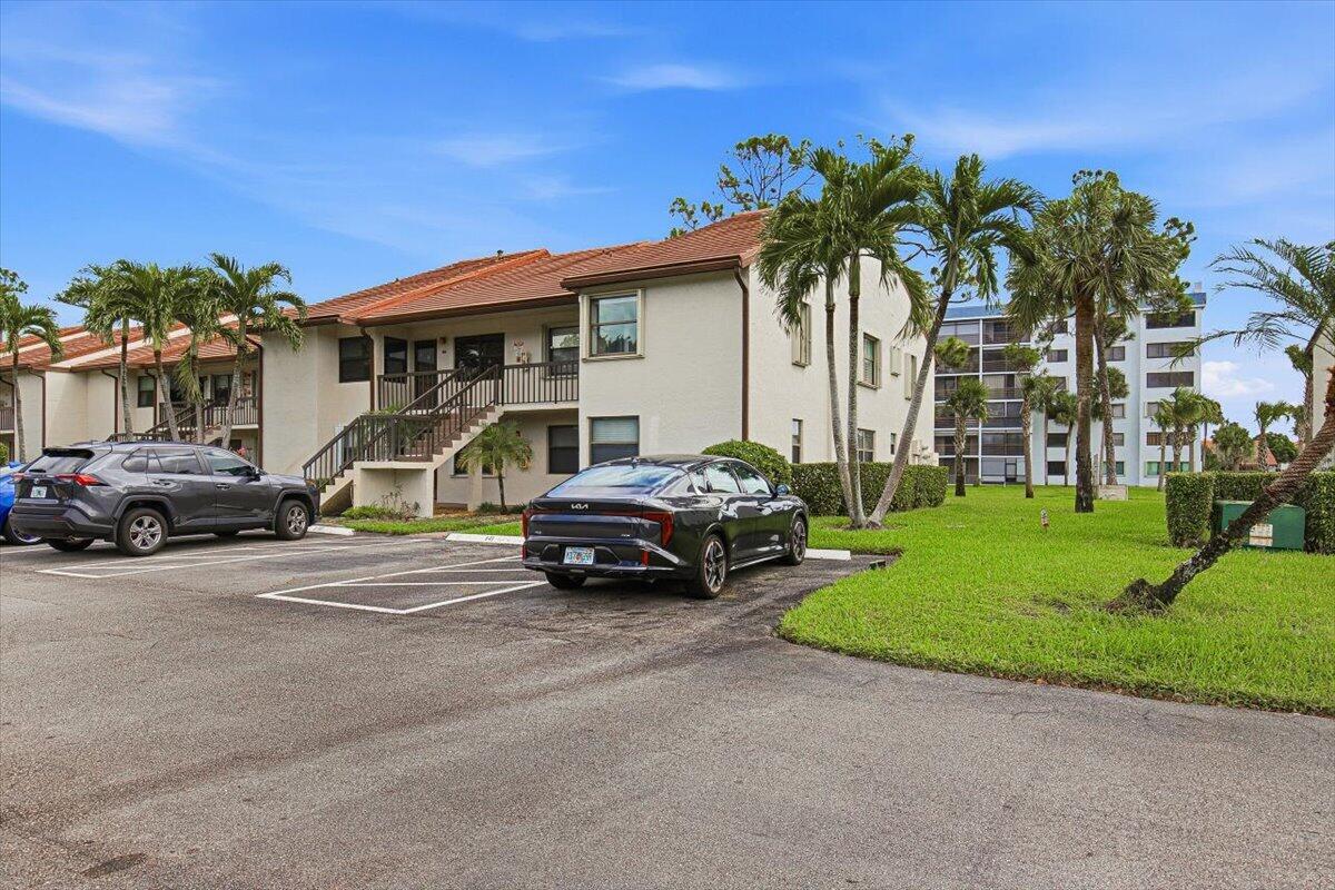 4880 Lucerne Lakes Boulevard W Unit 206 — photo