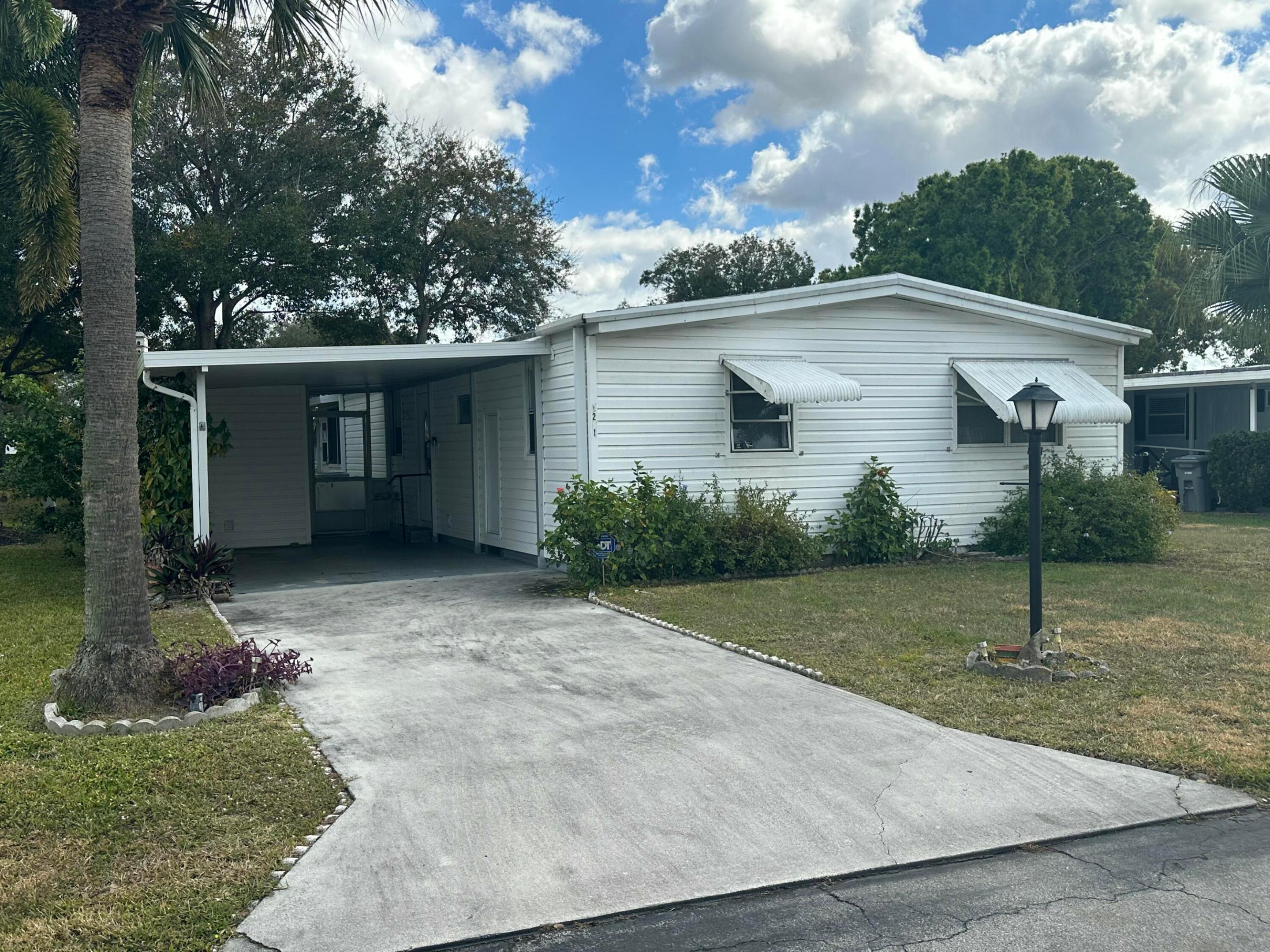 8261 E Club Road — photo