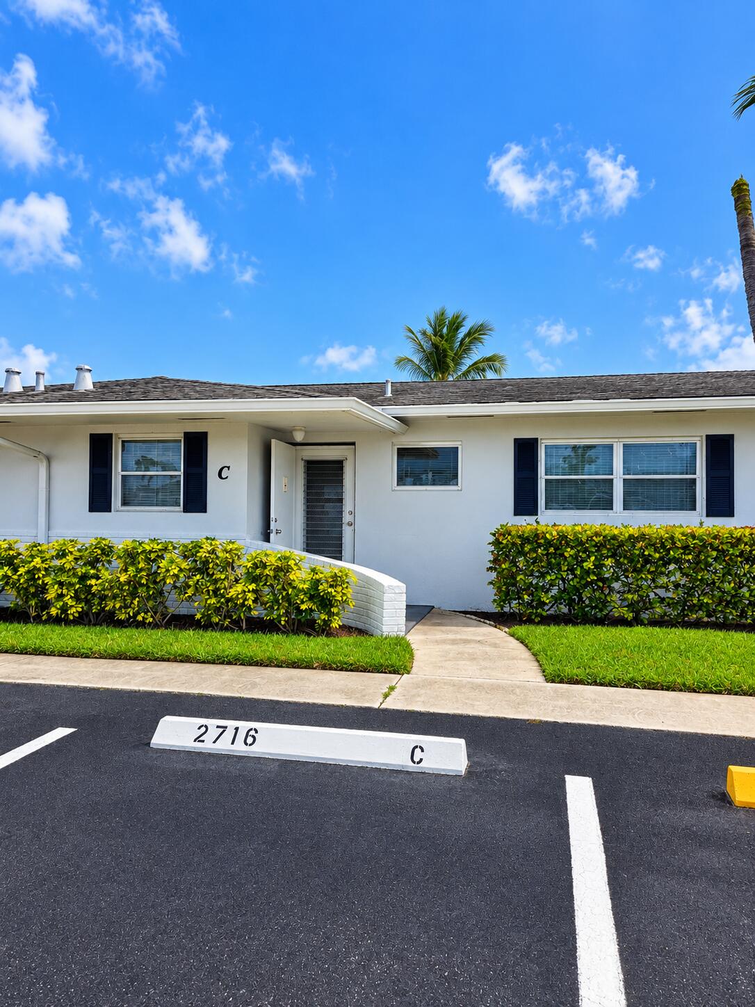 2716 Emory Drive E Unit C — photo
