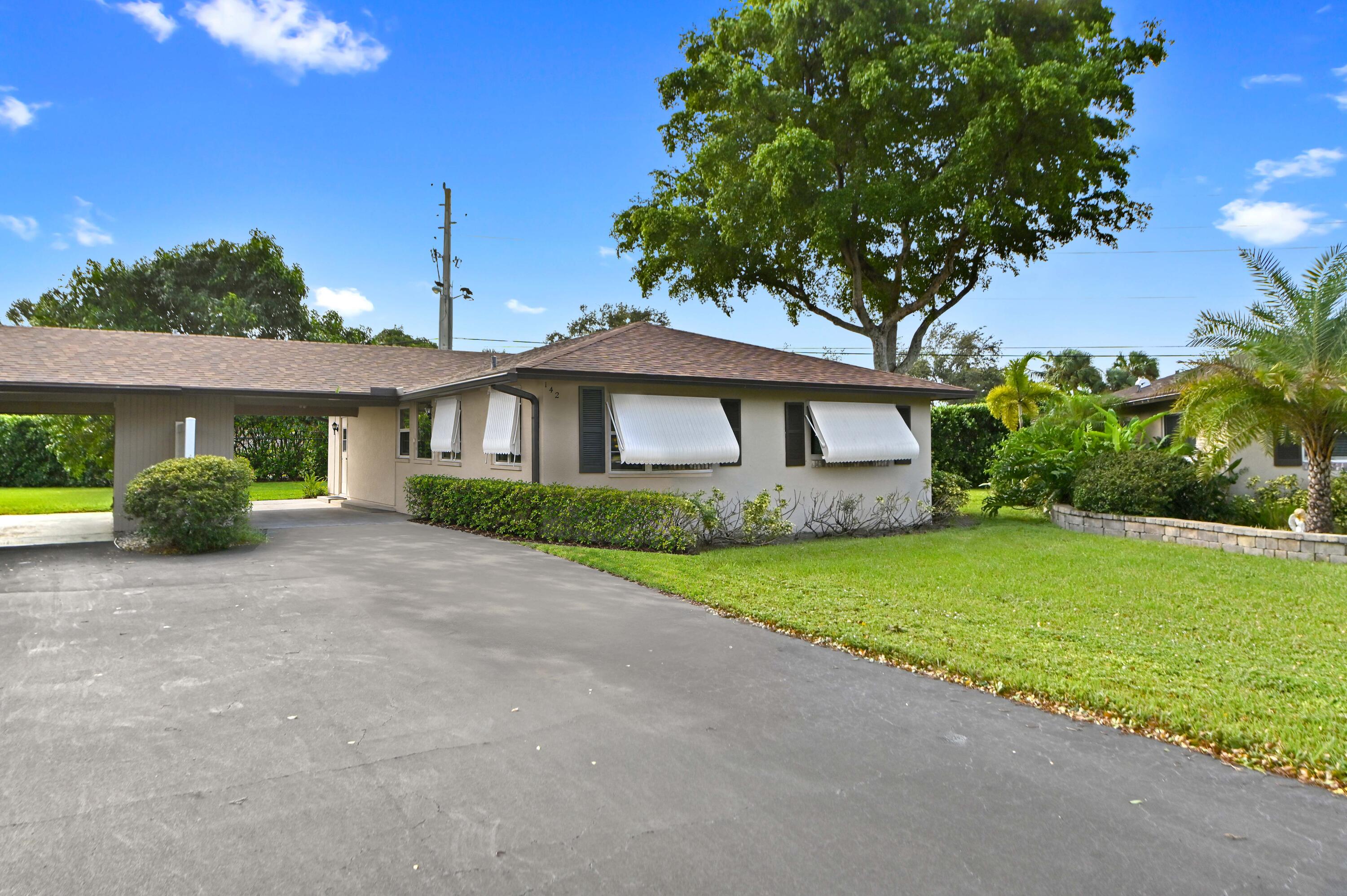 142 Mockingbird Lane — photo