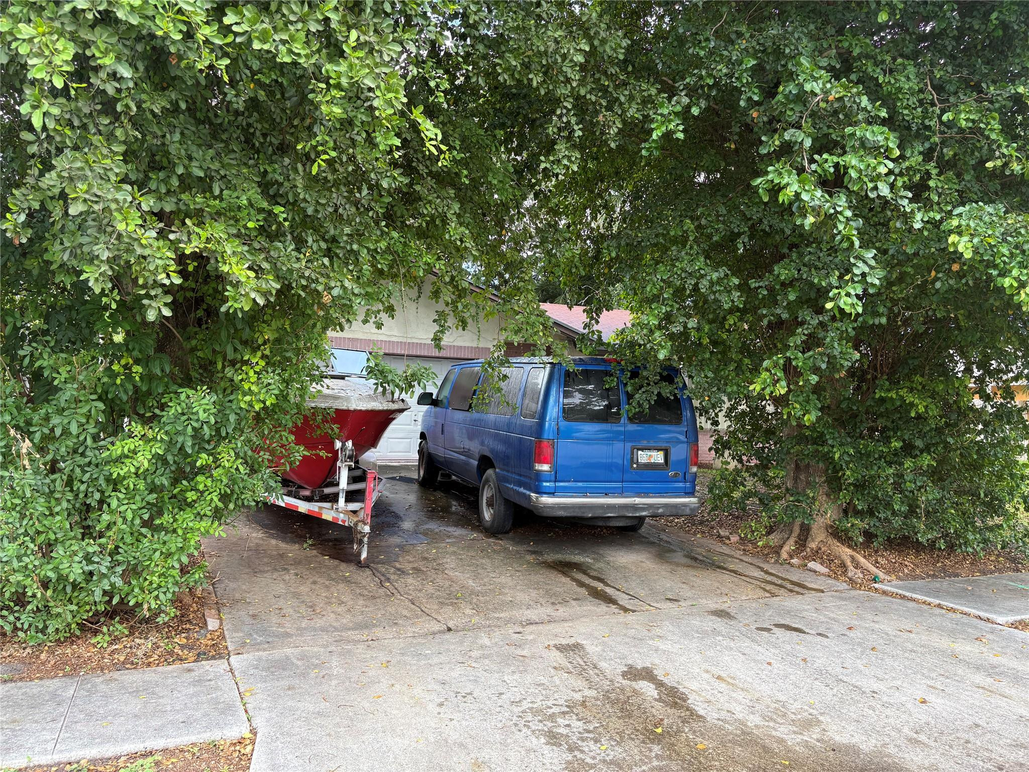 2109 Pinehurst Drive — photo