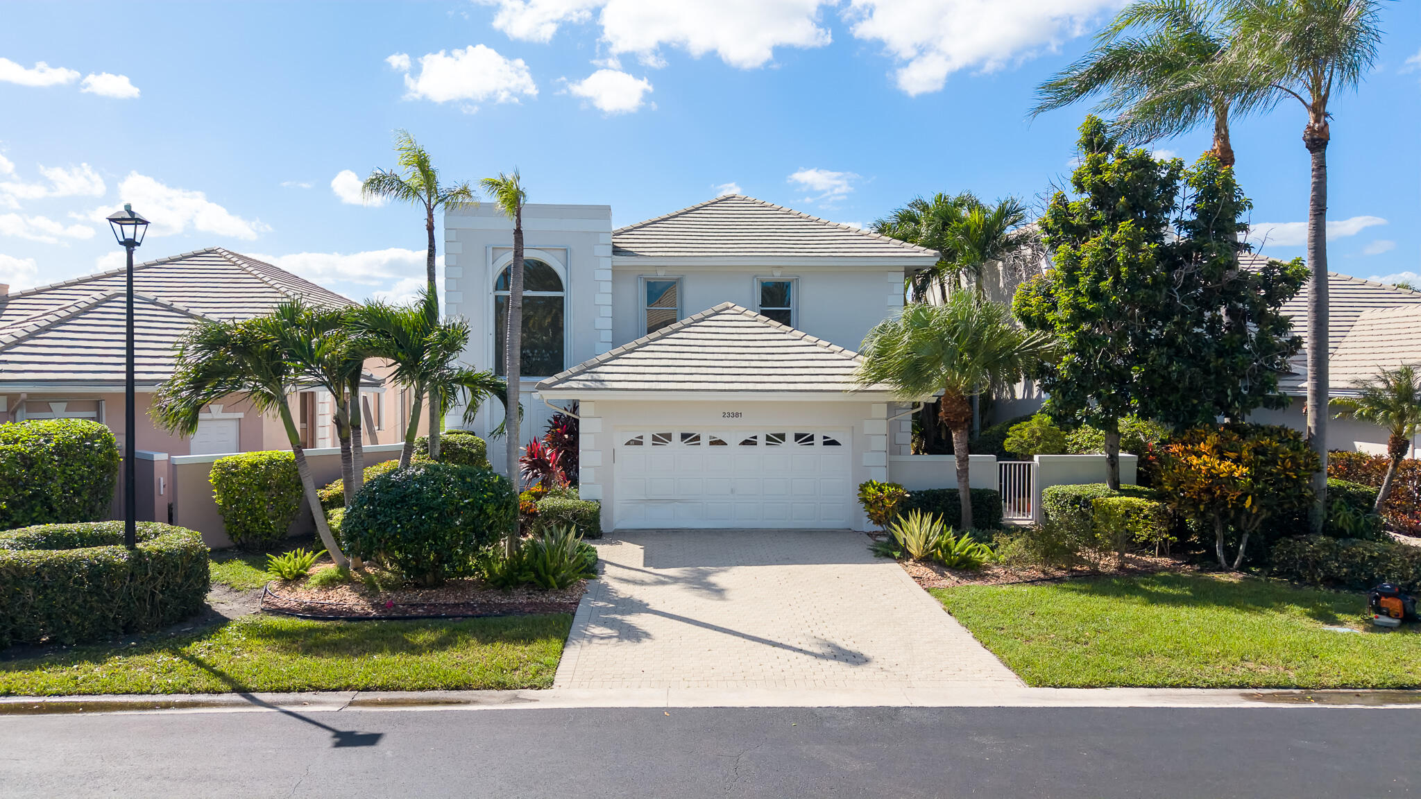 23381 Butterfly Palm Court — photo