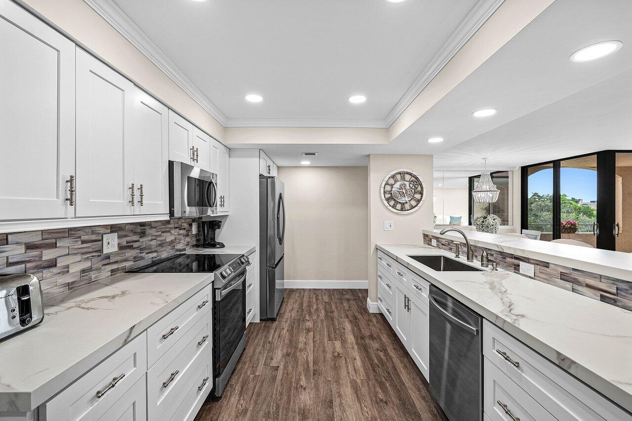 2255 Lindell Boulevard Unit 4505 — photo