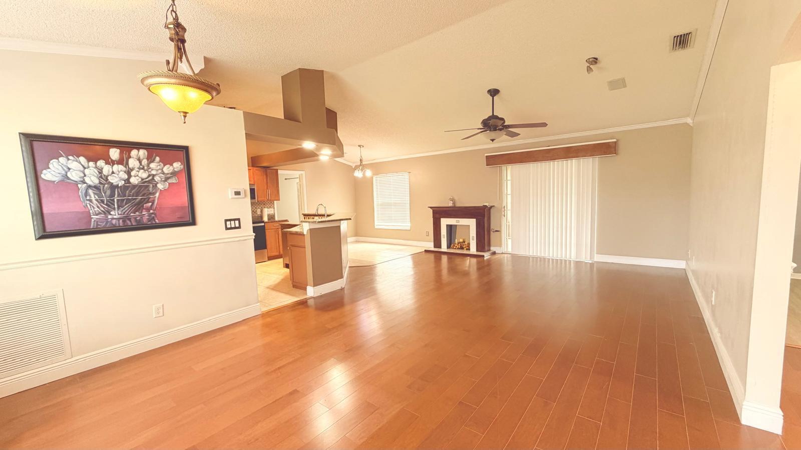 602 SE Streamlet Avenue — photo