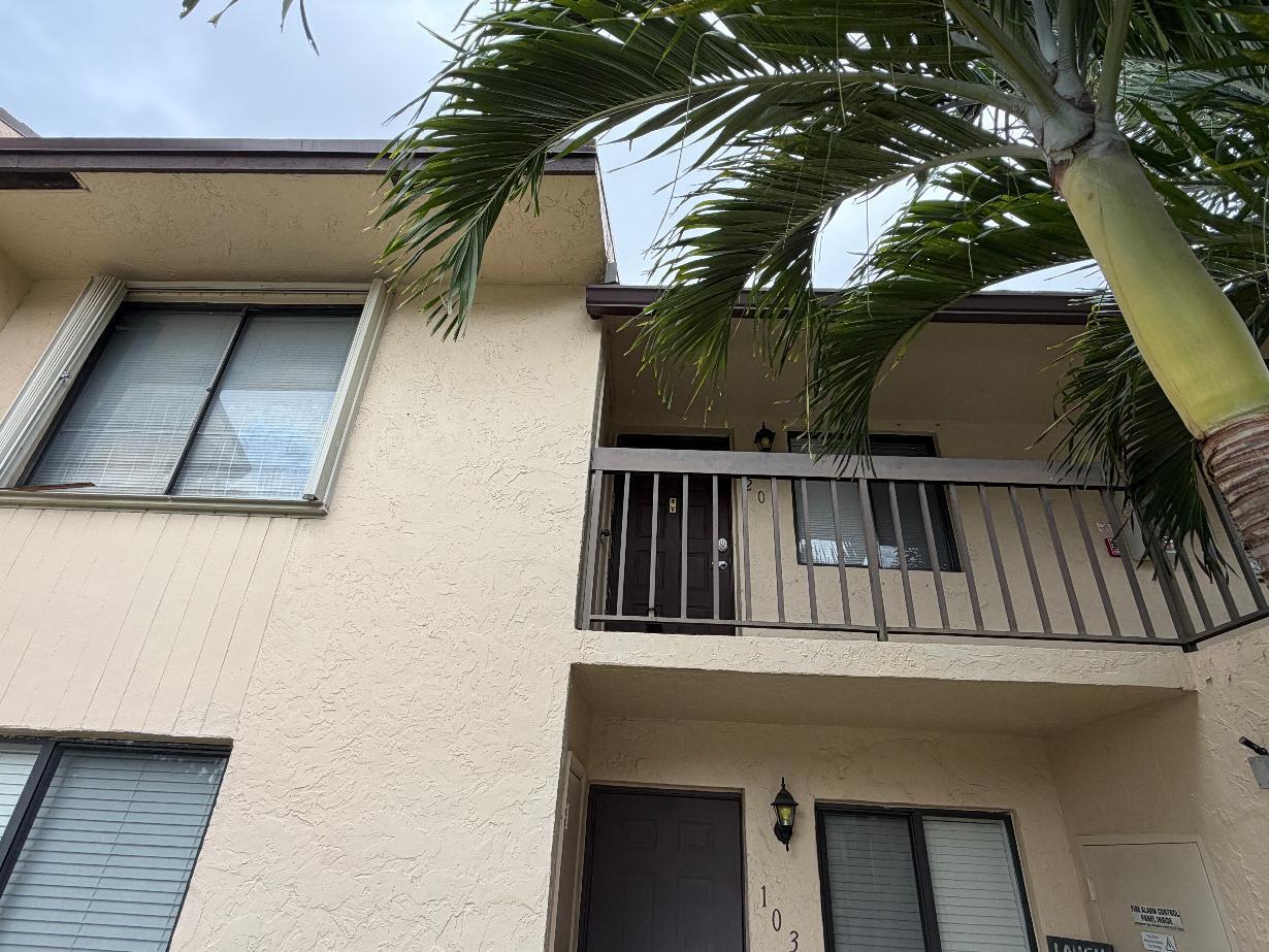 21943 Remsen Terrace Unit 203 — photo
