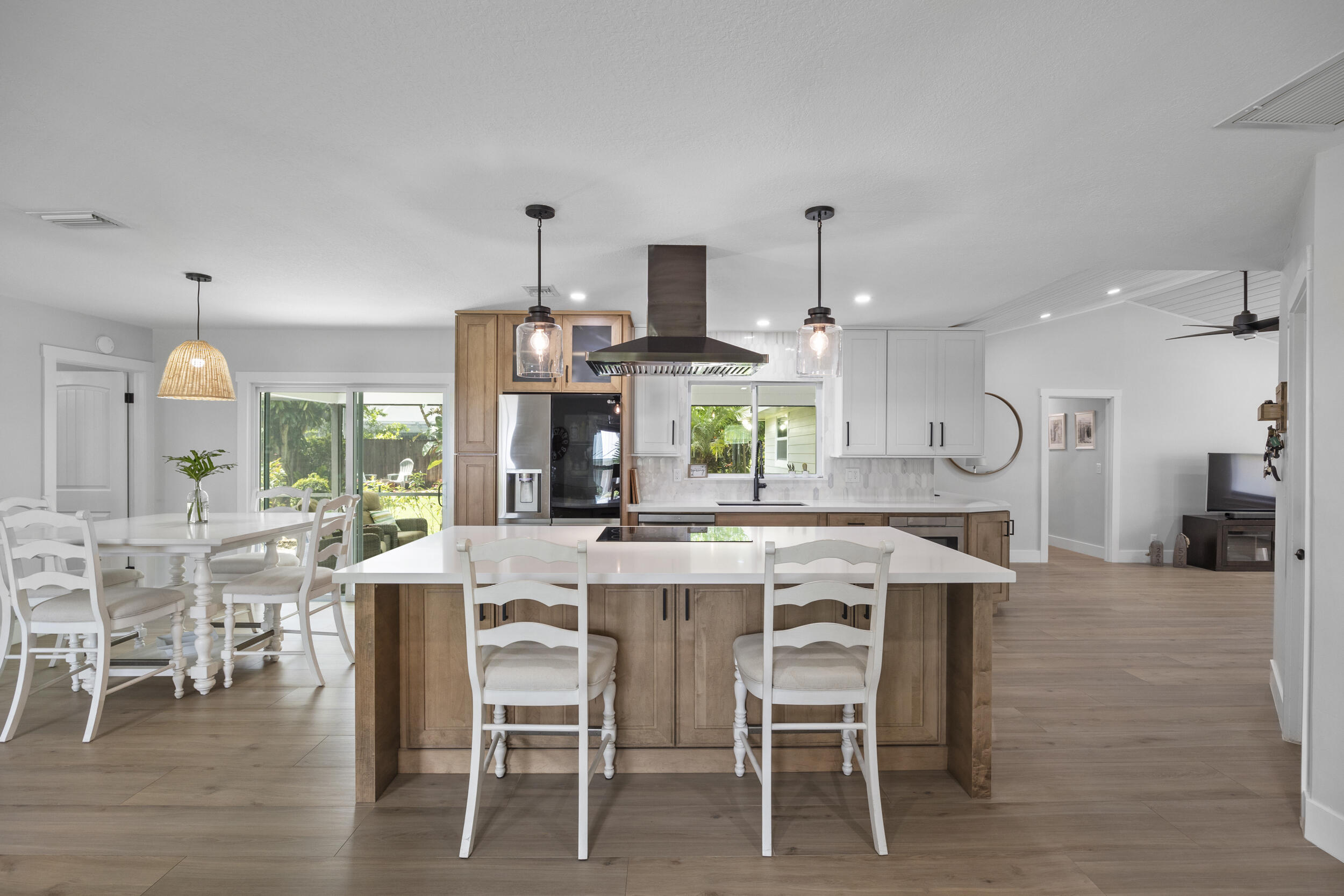 10 SE Splitrail Circle, Jupiter, FL 33469 — photo 2