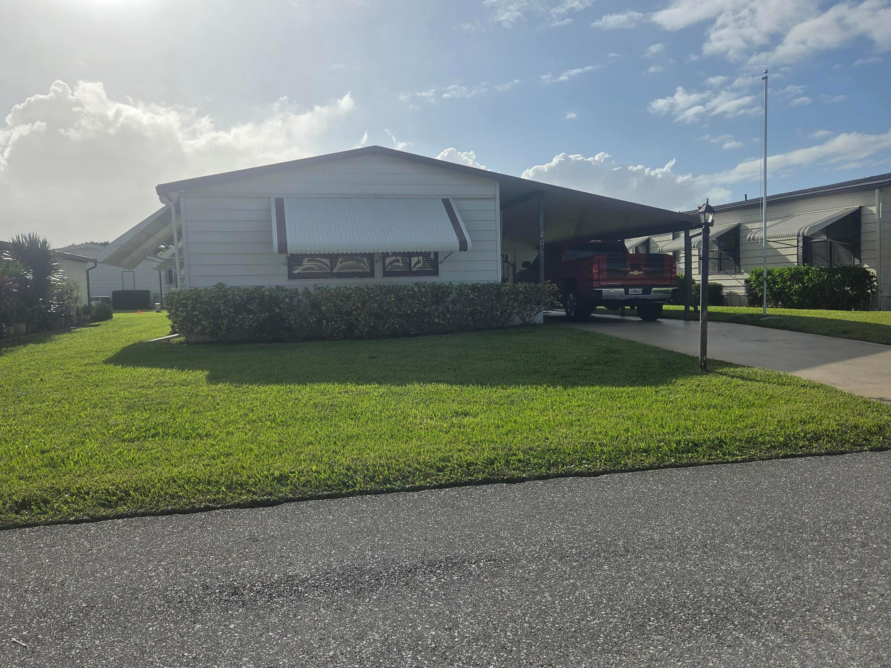 8010 SE Shenandoah Drive — photo