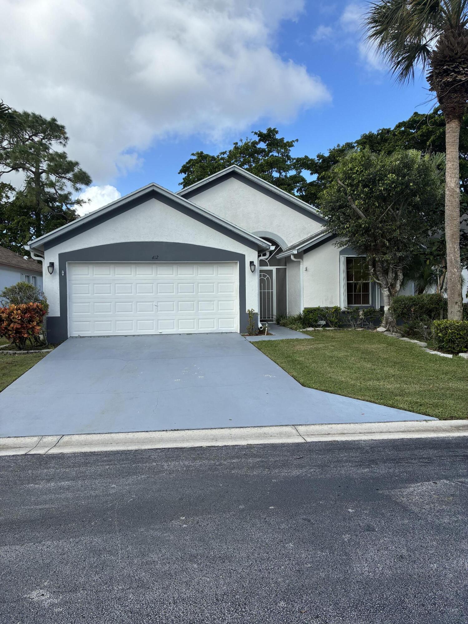 412 Trotters Lane — photo