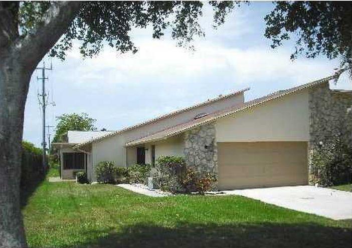 3225 NW 9th Street — photo