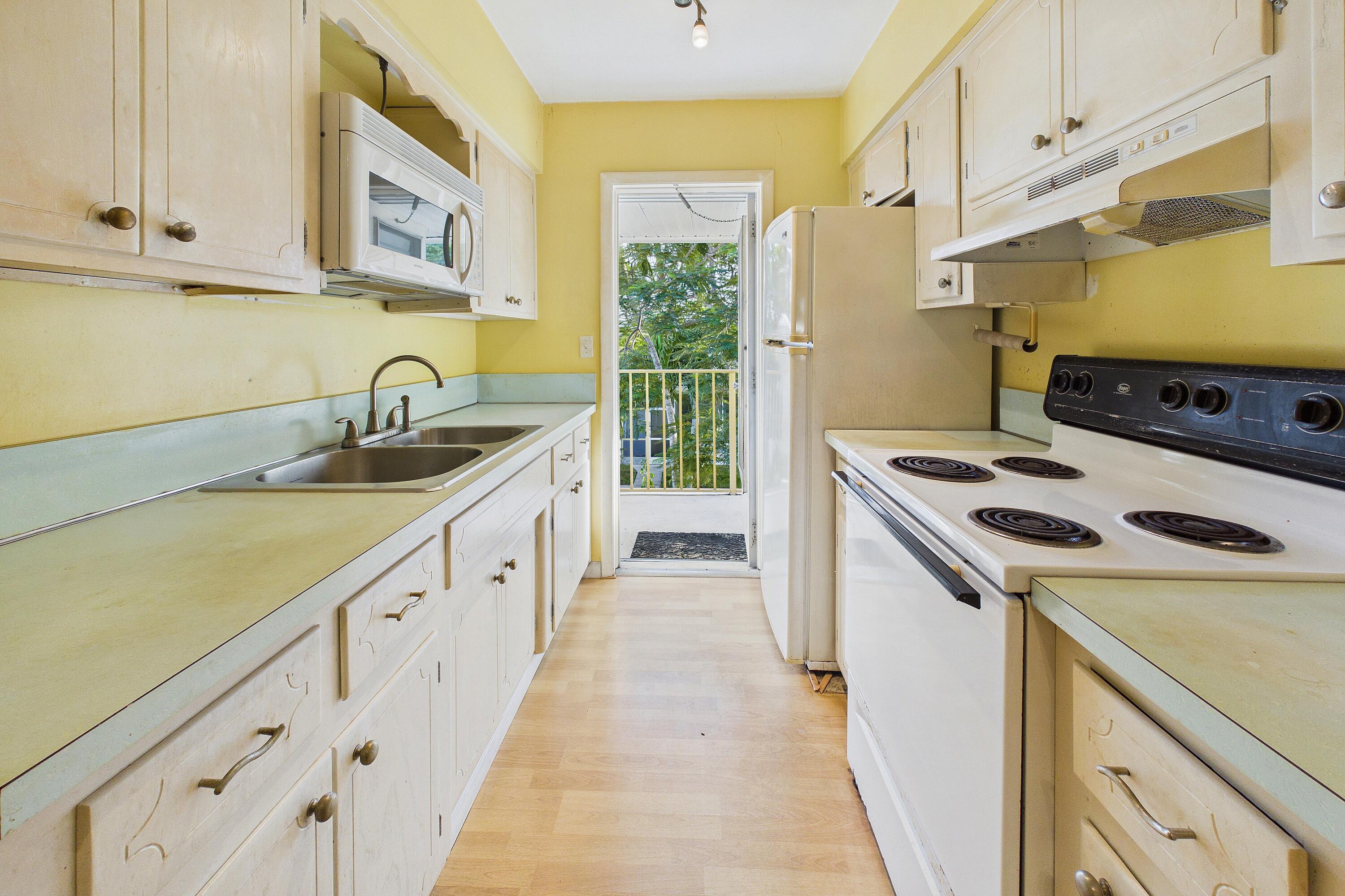 11 SW 4th Avenue Unit 20 — photo