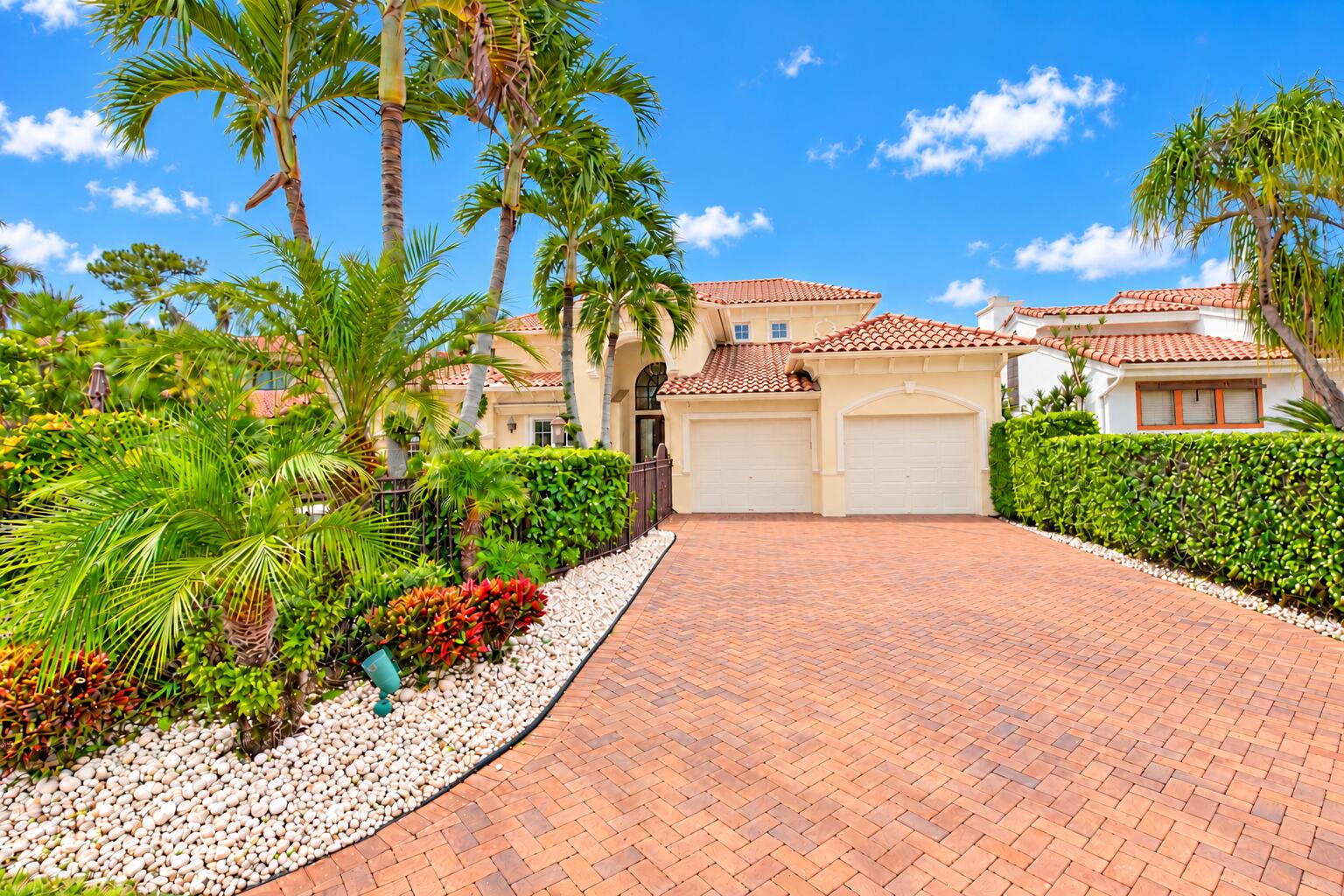 7603 Cedarwood Circle — photo