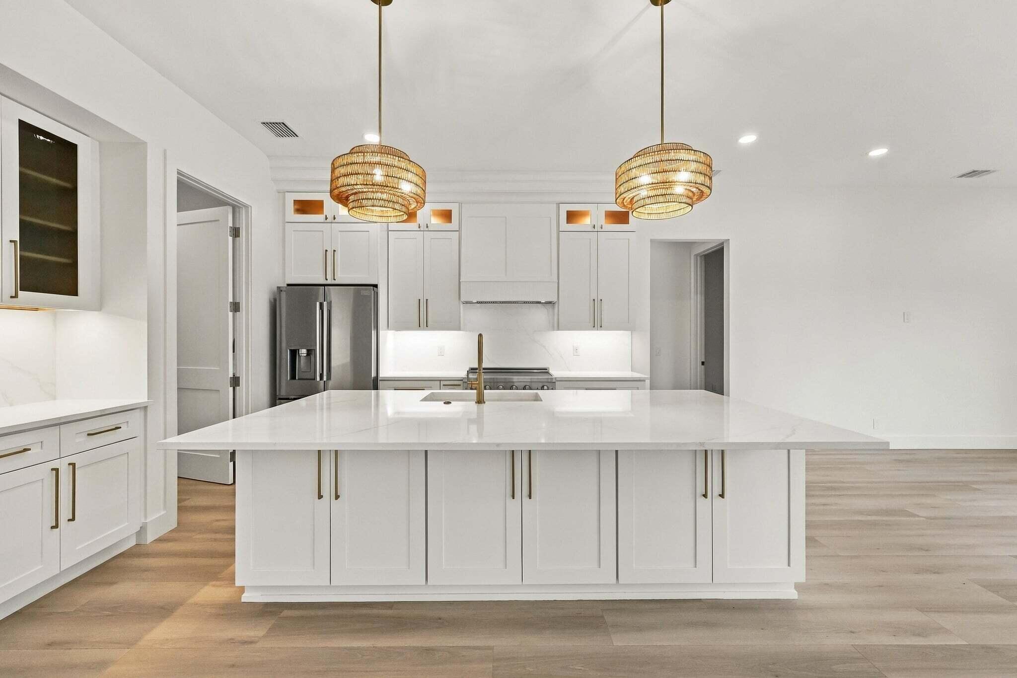 6114 Winding Lake Drive — photo