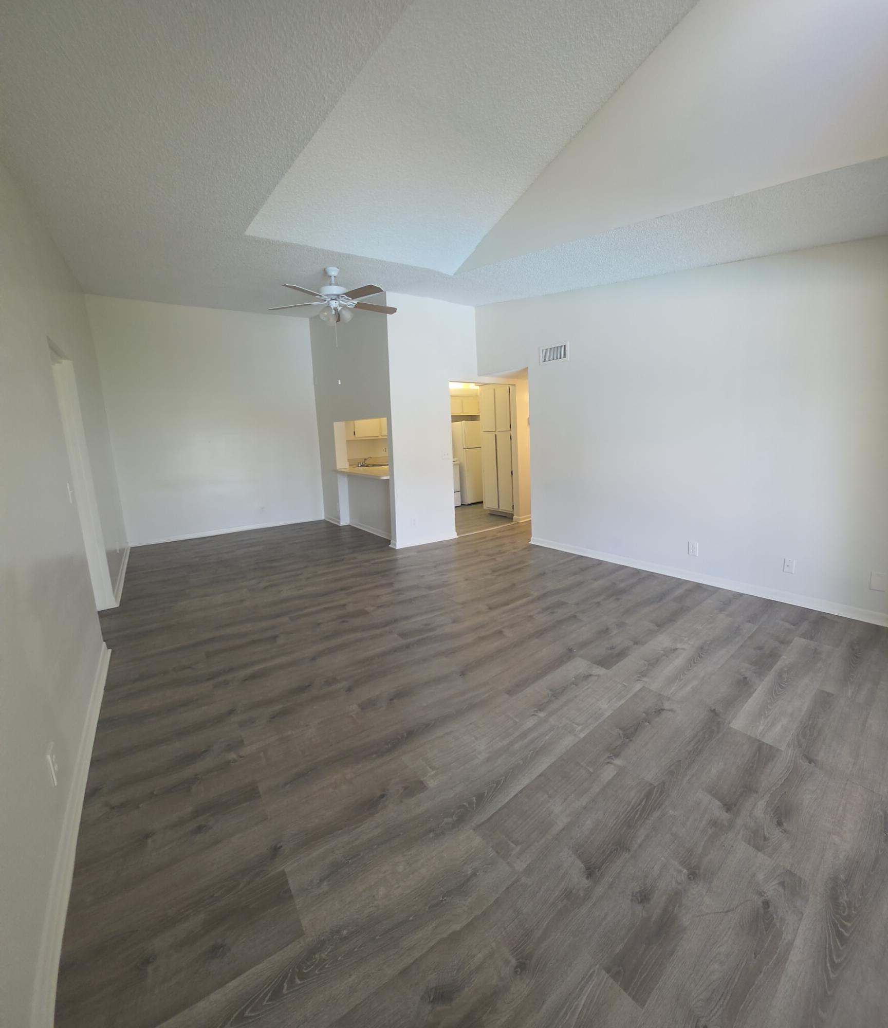 202 Foxtail Drive Unit F3 — photo