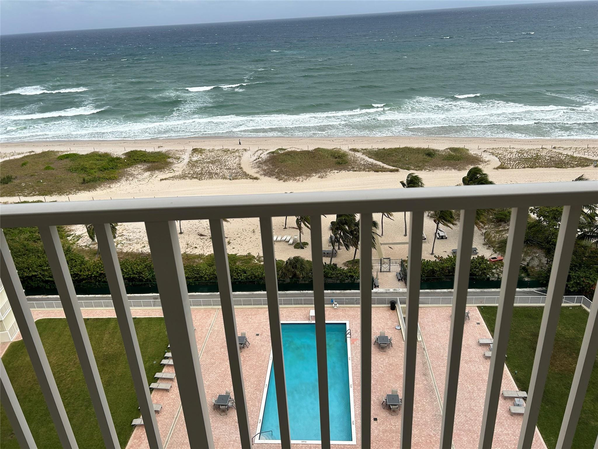 750 N Ocean Boulevard 1409 — photo