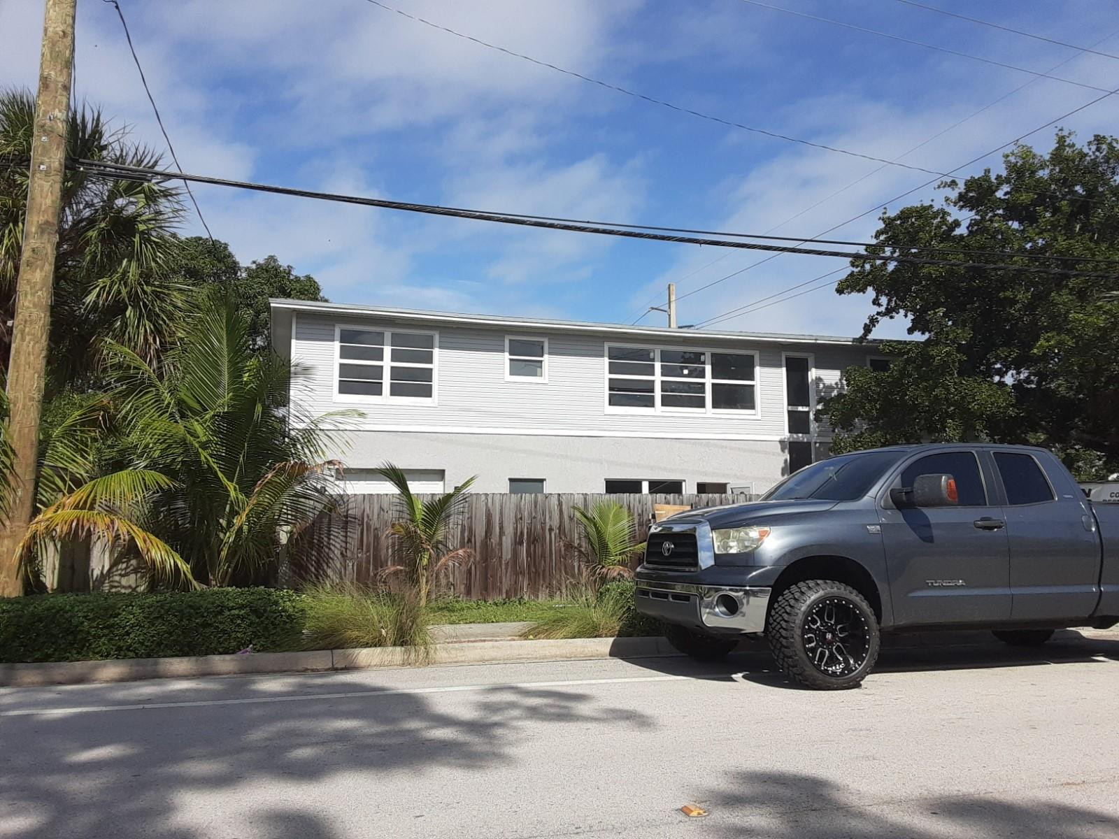 799 NE 34th Court — photo