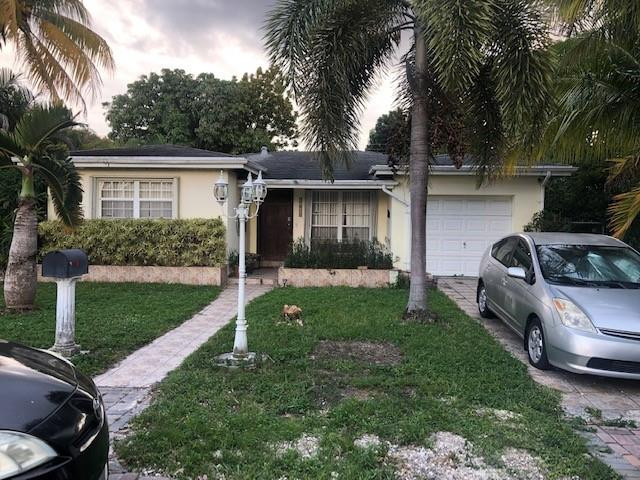1660 NE 174th Street — photo