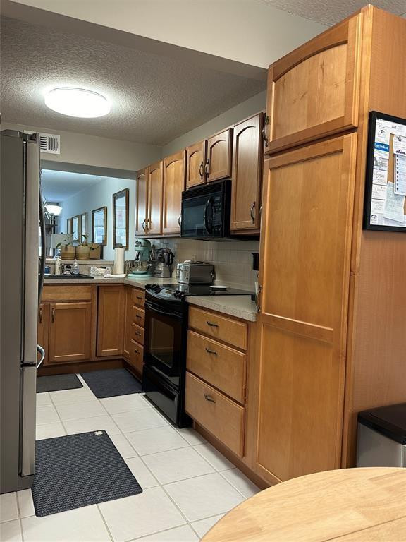 5609 Coral Lake 109 — photo