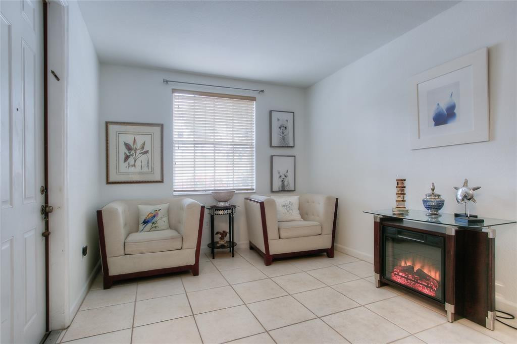 3360 NE 14th Drive 106-30 — photo