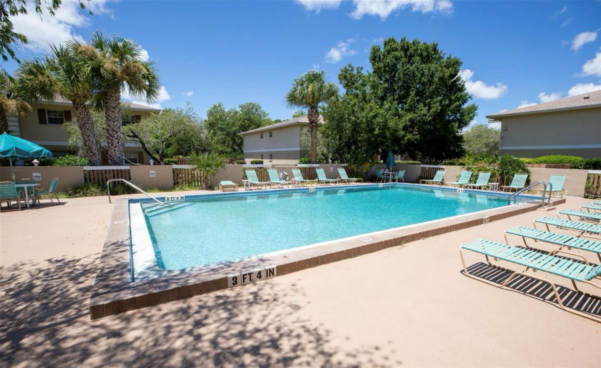 1698 NE Sunny Brook Lane G206 — photo