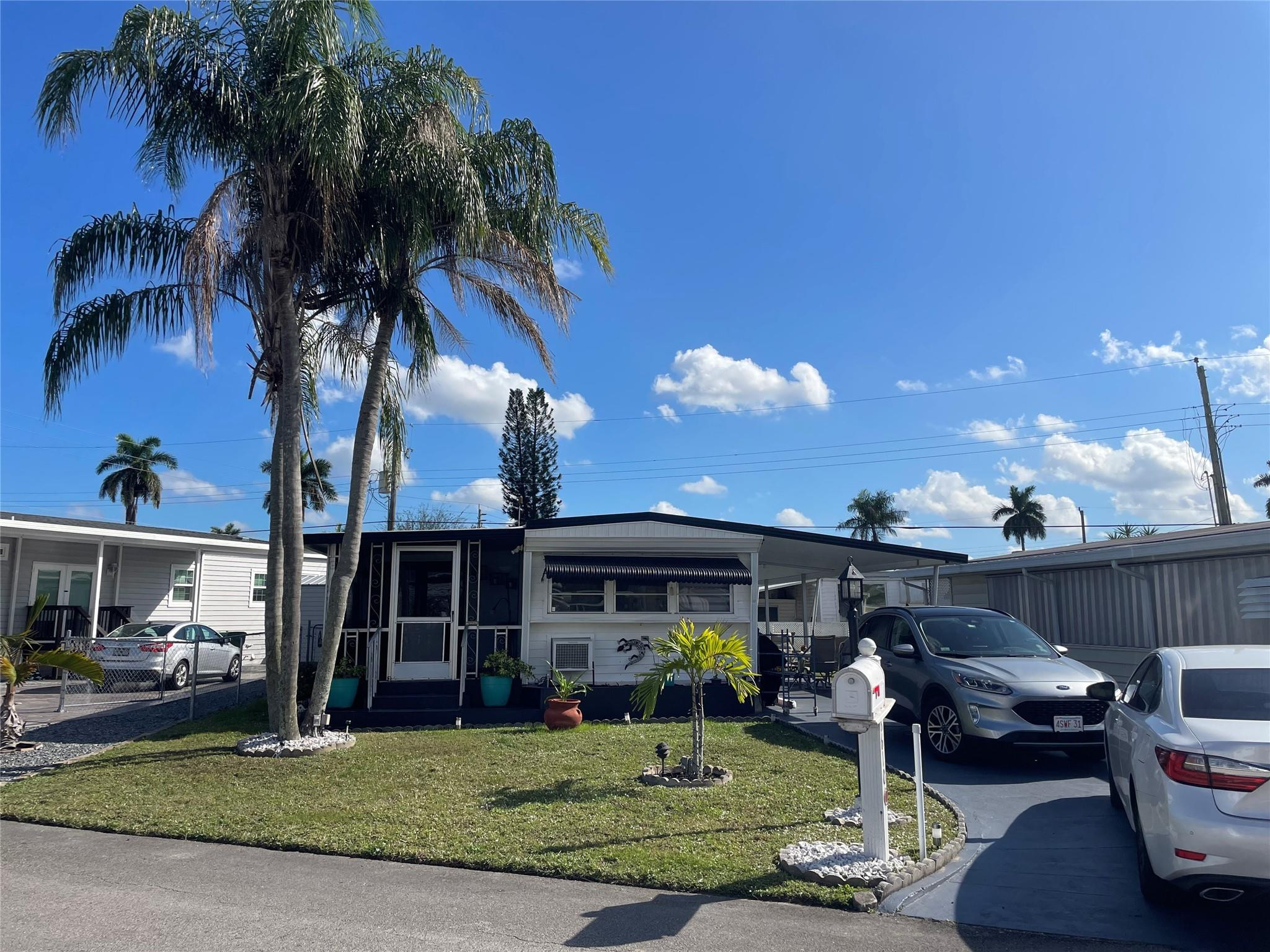 8610 SW 18th Court — photo