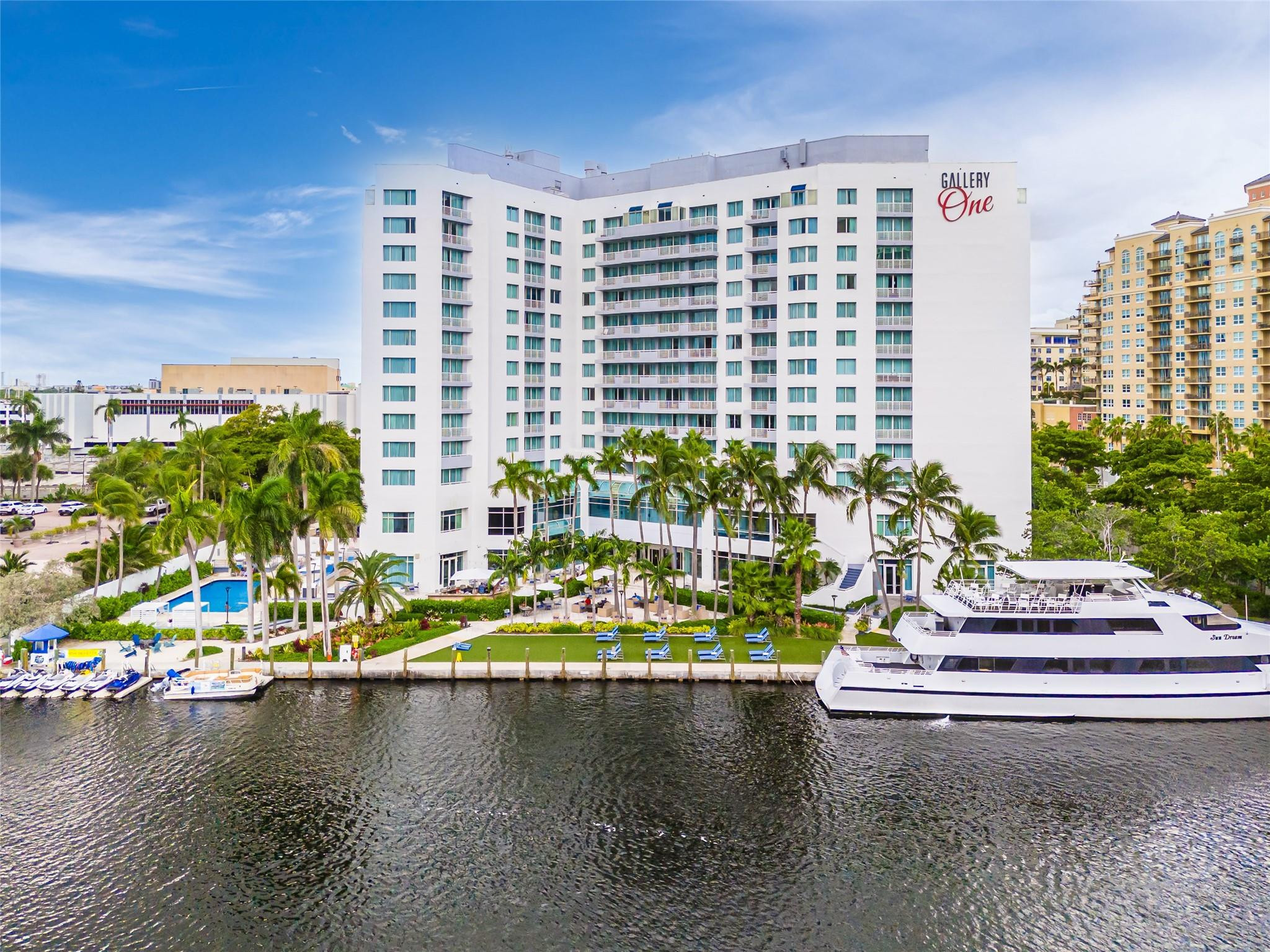 2670 E Sunrise Boulevard 903 — photo