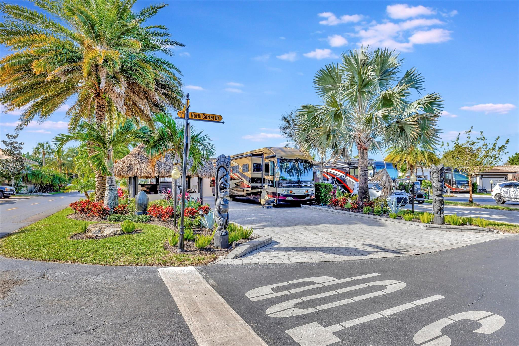 291 N Cortez Drive 291 — photo