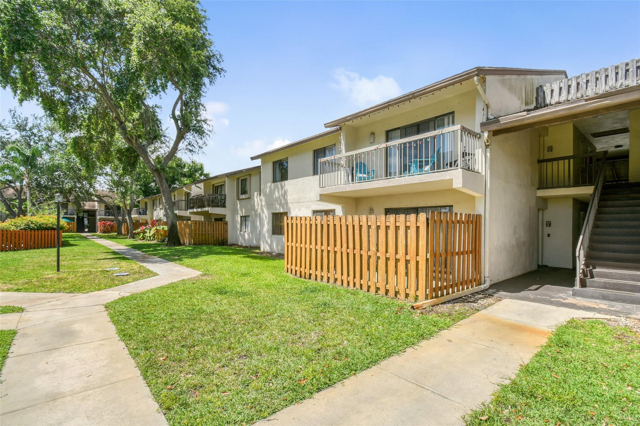 3402 Gardens Drive 14B — photo
