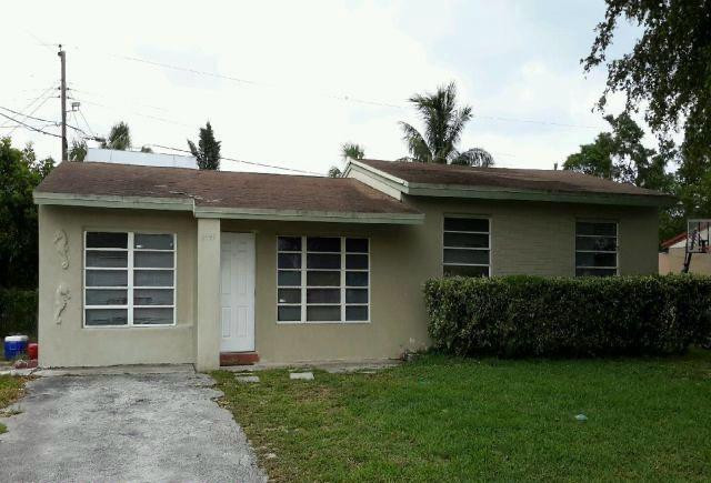 6441 SW 16th Street — photo
