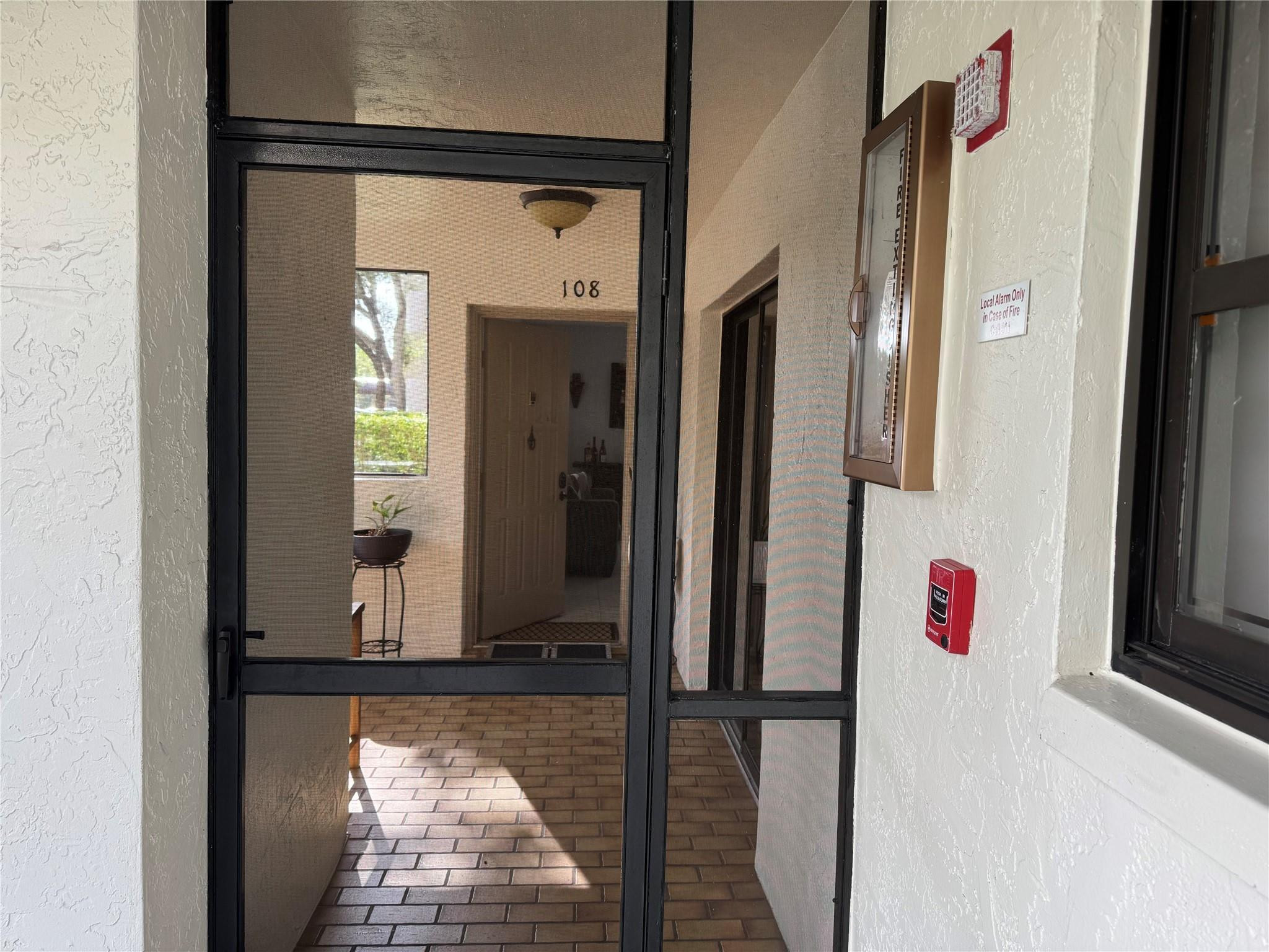 Home in Tamarac, FL 33321 — photo 2