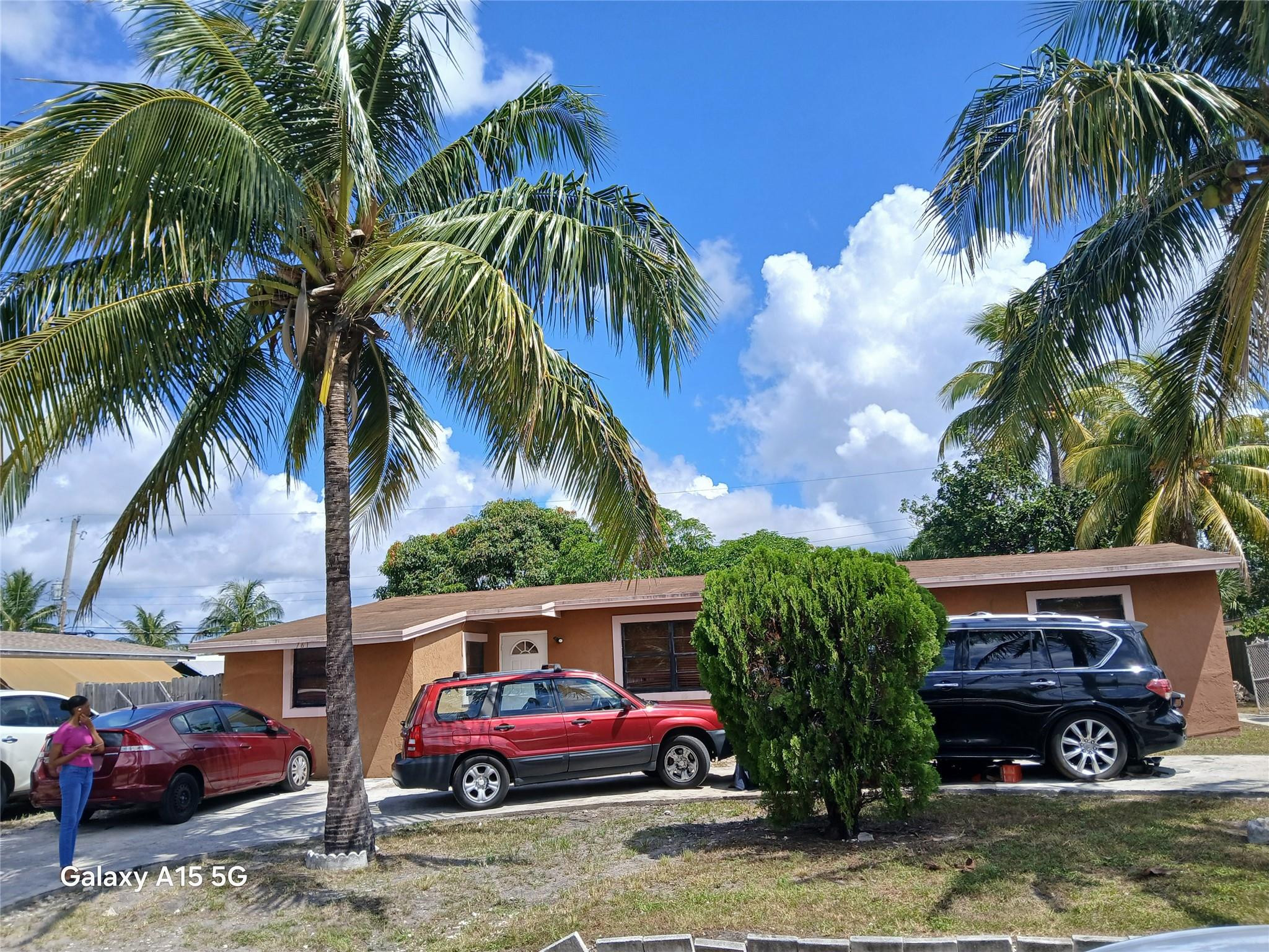 761 NE 43rd Court — photo