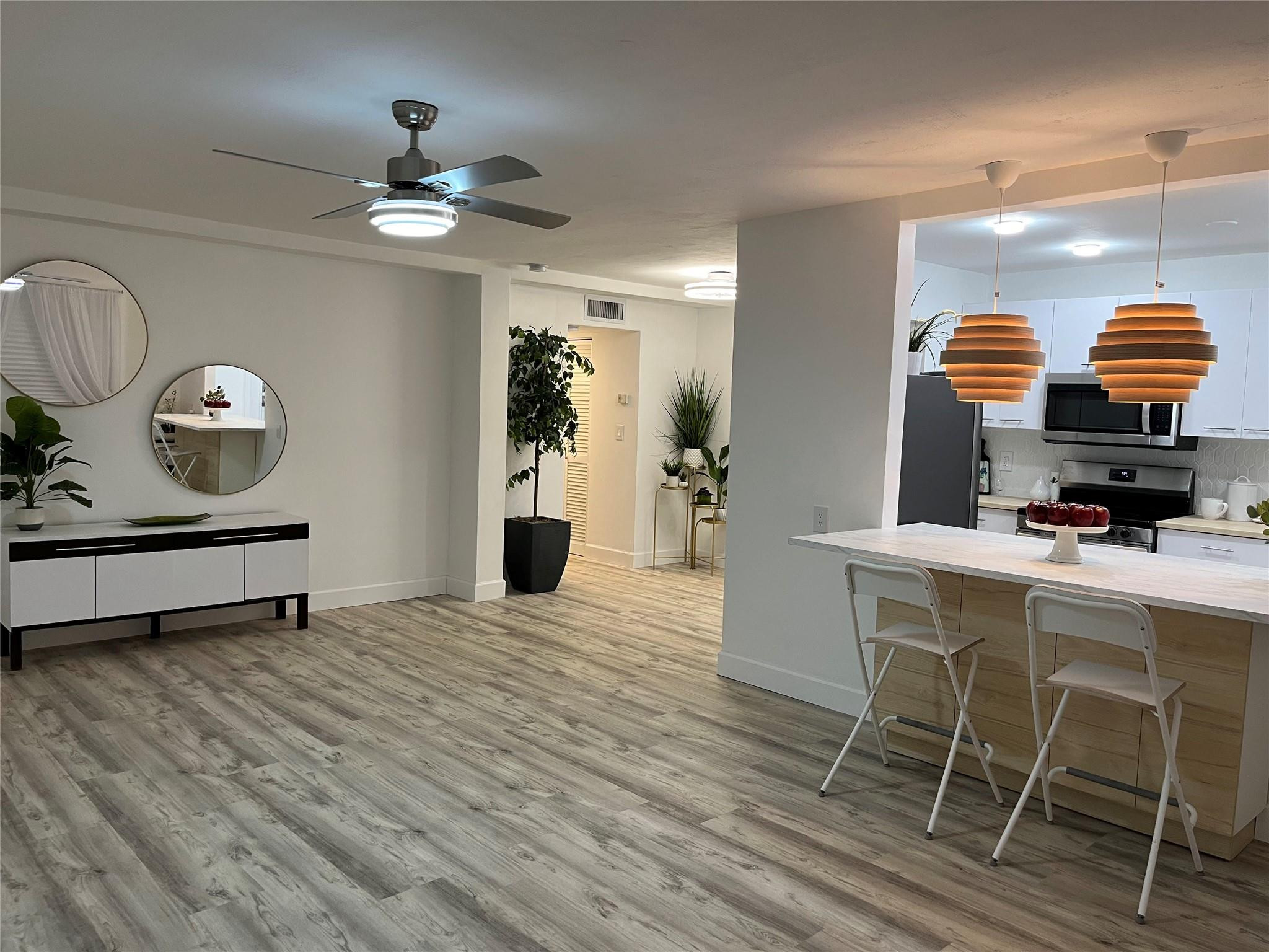 11685 Canal Drive 304 — photo