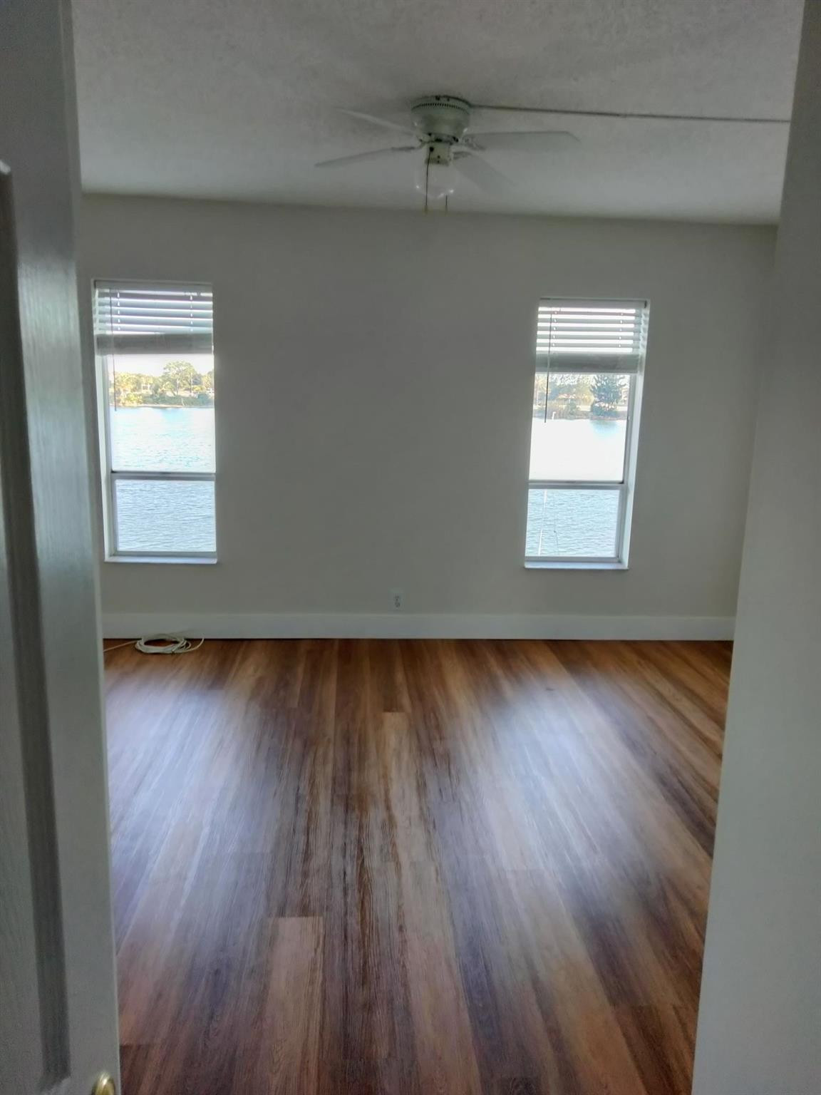 1100 Crystal Lake Drive 115 — photo