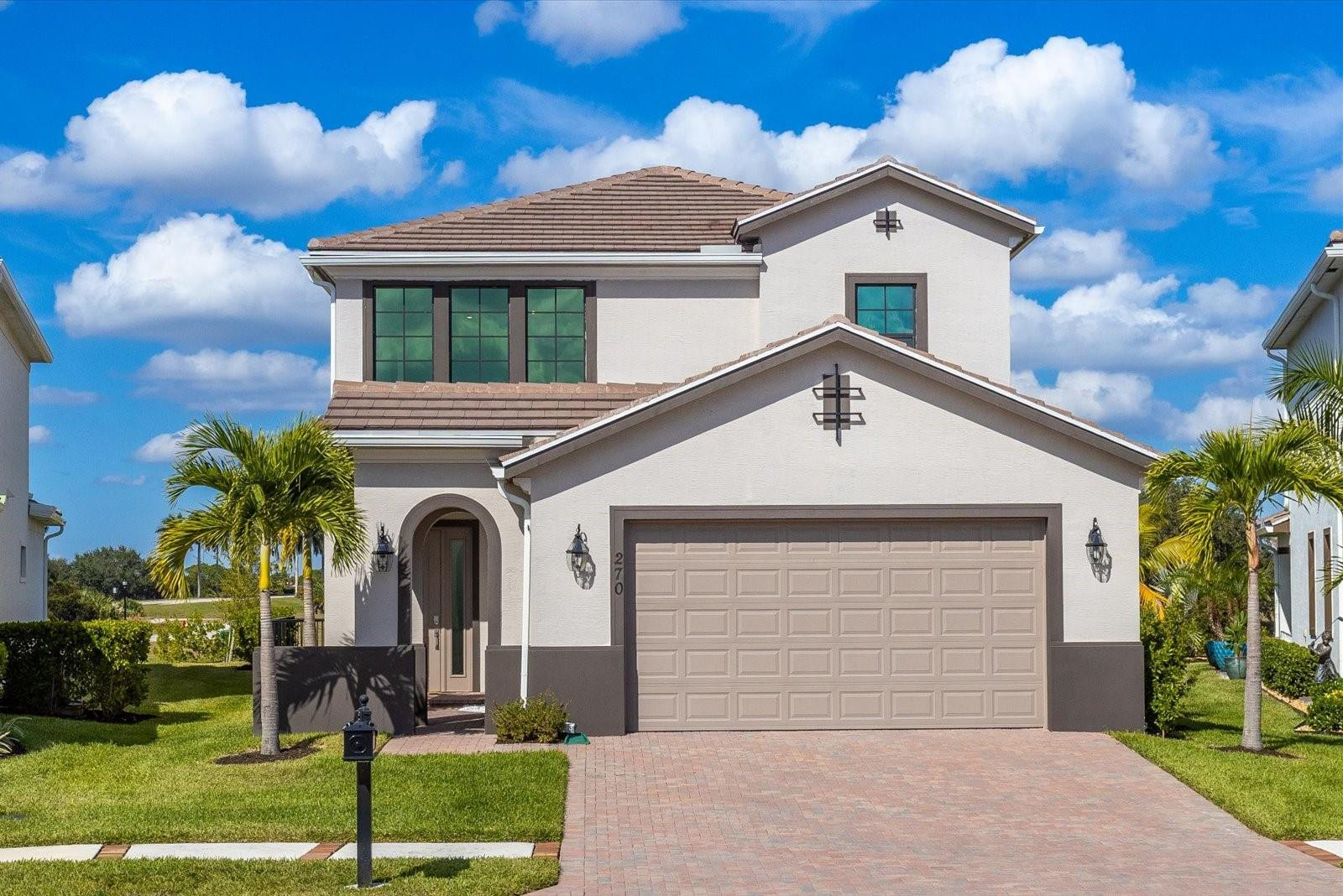 270 SE Fascino Circle — photo