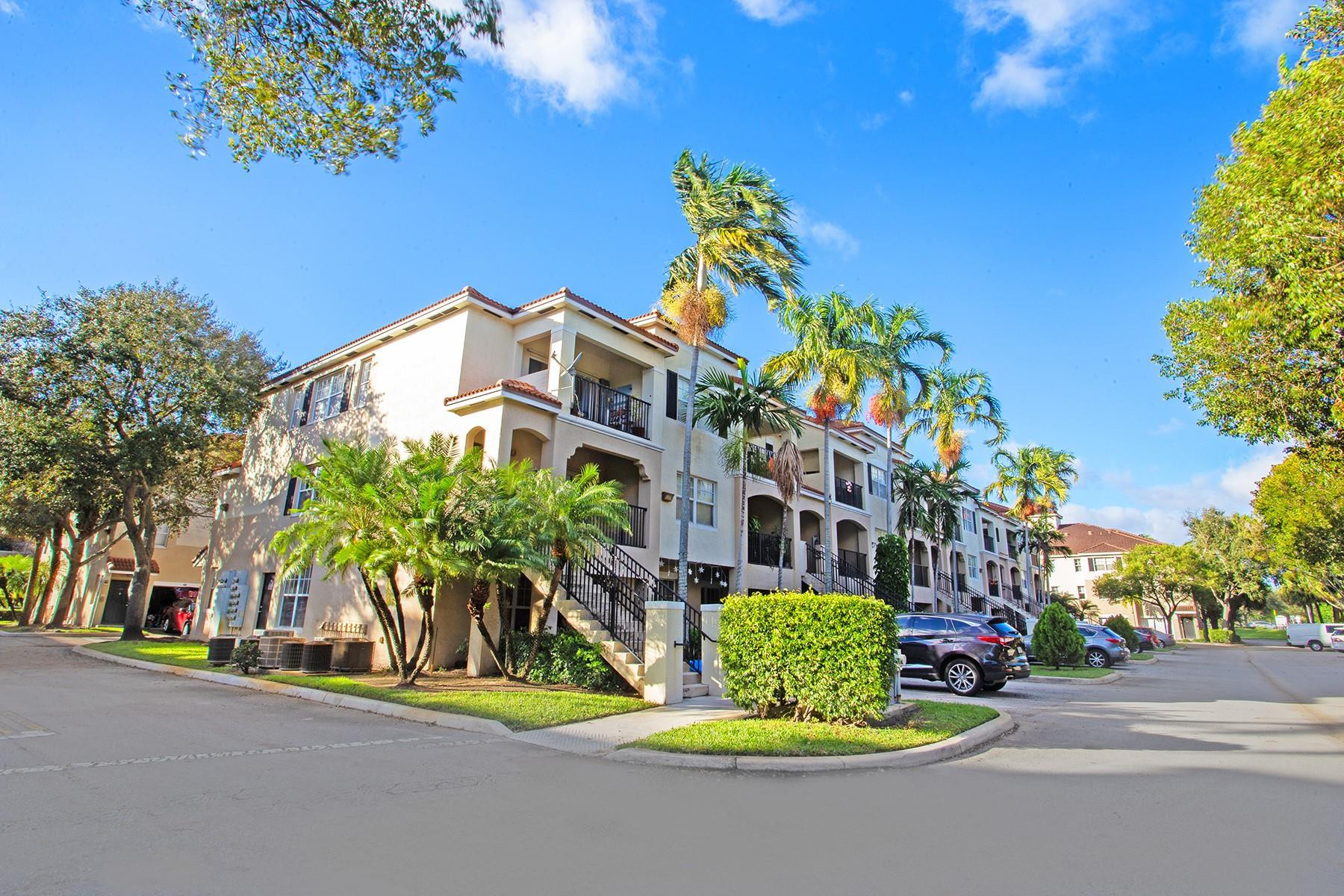 5860 W Sample Road 204 — photo