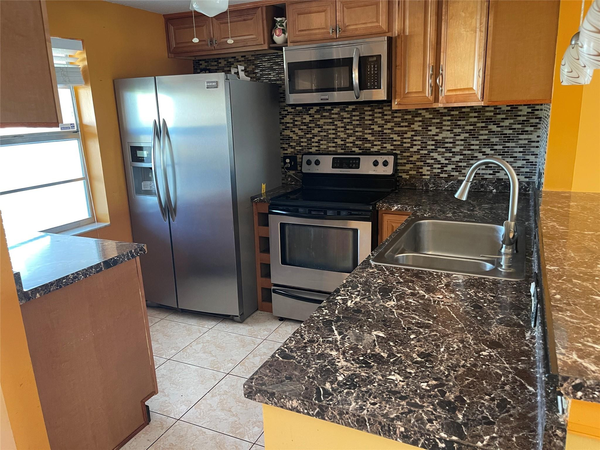 1025 Country Club Drive 407 — photo